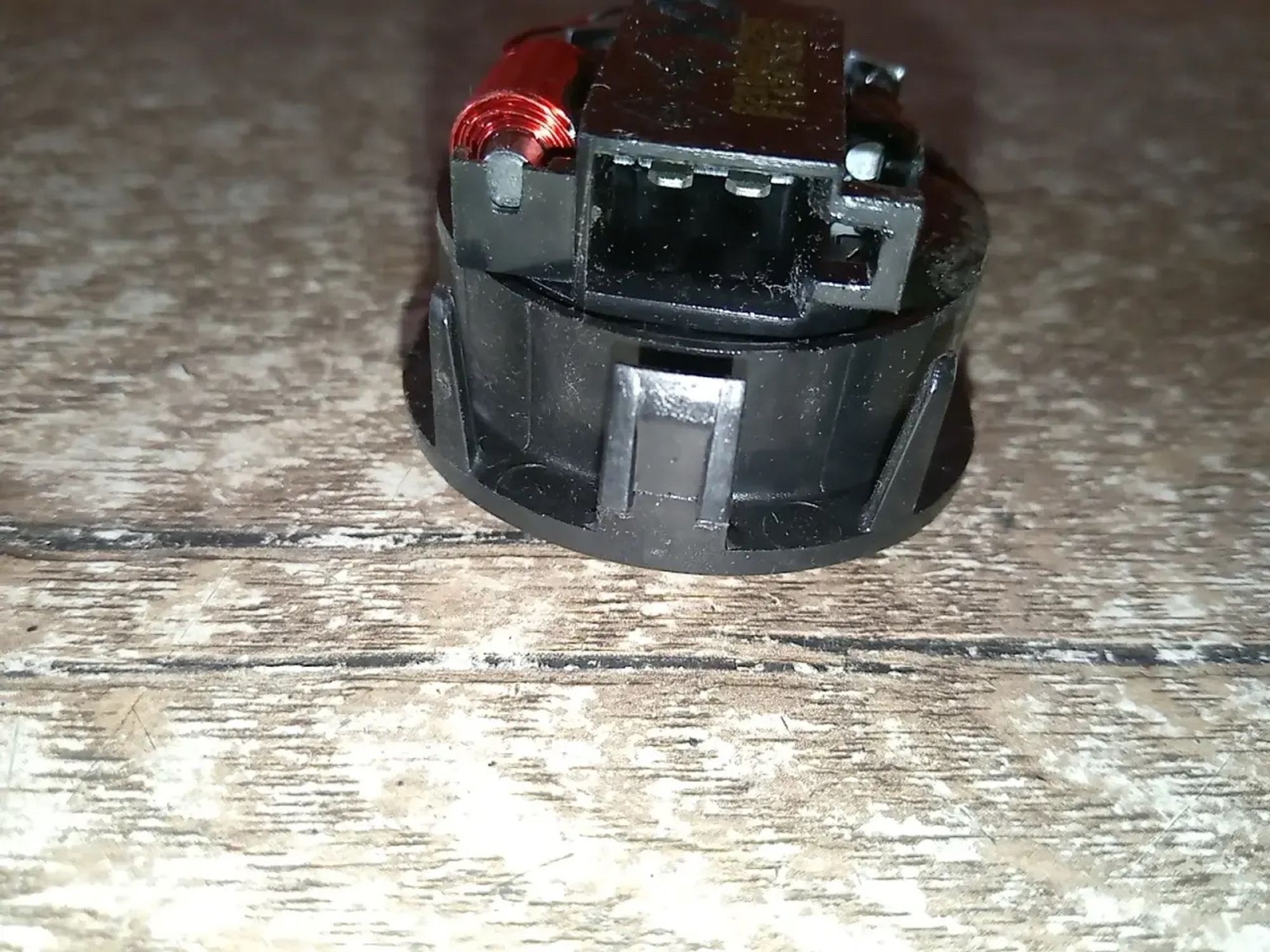 https://ycs.partsauto.market/partsauto-images/thmbs/userImages/a486c87f8955b6e25f9185efee619899/part/e6ab5959-bf41-4db6-a15d-e0f22f83e1b7_1783589686778.jpg