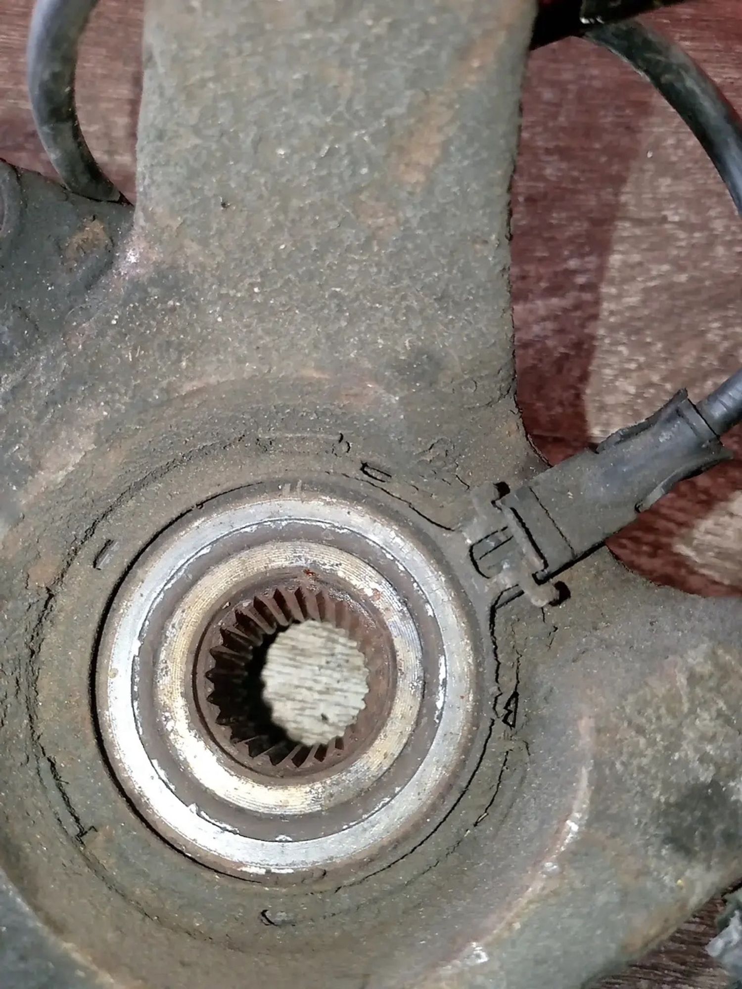 https://ycs.partsauto.market/partsauto-images/thmbs/userImages/a486c87f8955b6e25f9185efee619899/part/e74a54b5-7d14-4339-b5bc-6150e268a08e_1779793367271.jpg