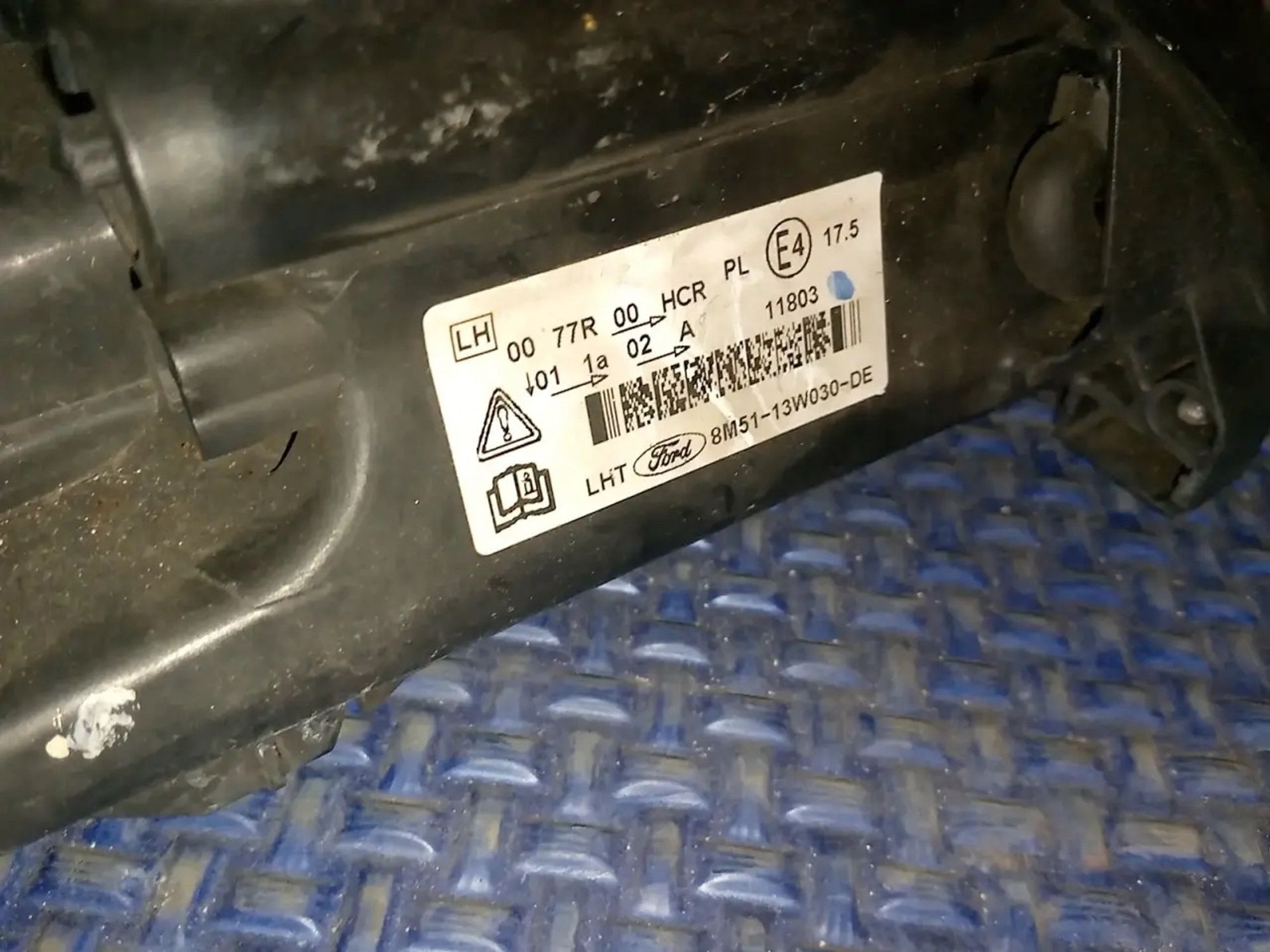 https://ycs.partsauto.market/partsauto-images/thmbs/userImages/a486c87f8955b6e25f9185efee619899/part/e8bd5f7a-9c1e-4bc5-bea2-274b31f42410_1779793347437.jpg