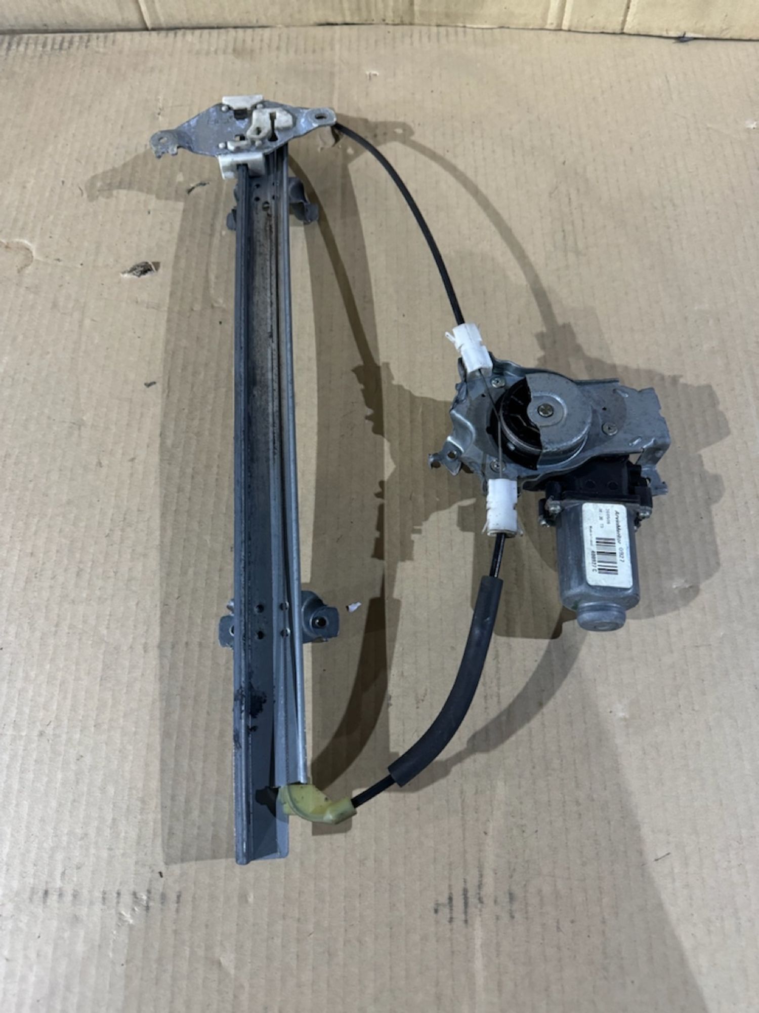 https://ycs.partsauto.market/partsauto-images/thmbs/userImages/a486c87f8955b6e25f9185efee619899/part/e9b35842-ed81-441d-9d3a-68be1c029e7d_1779786148576.jpg