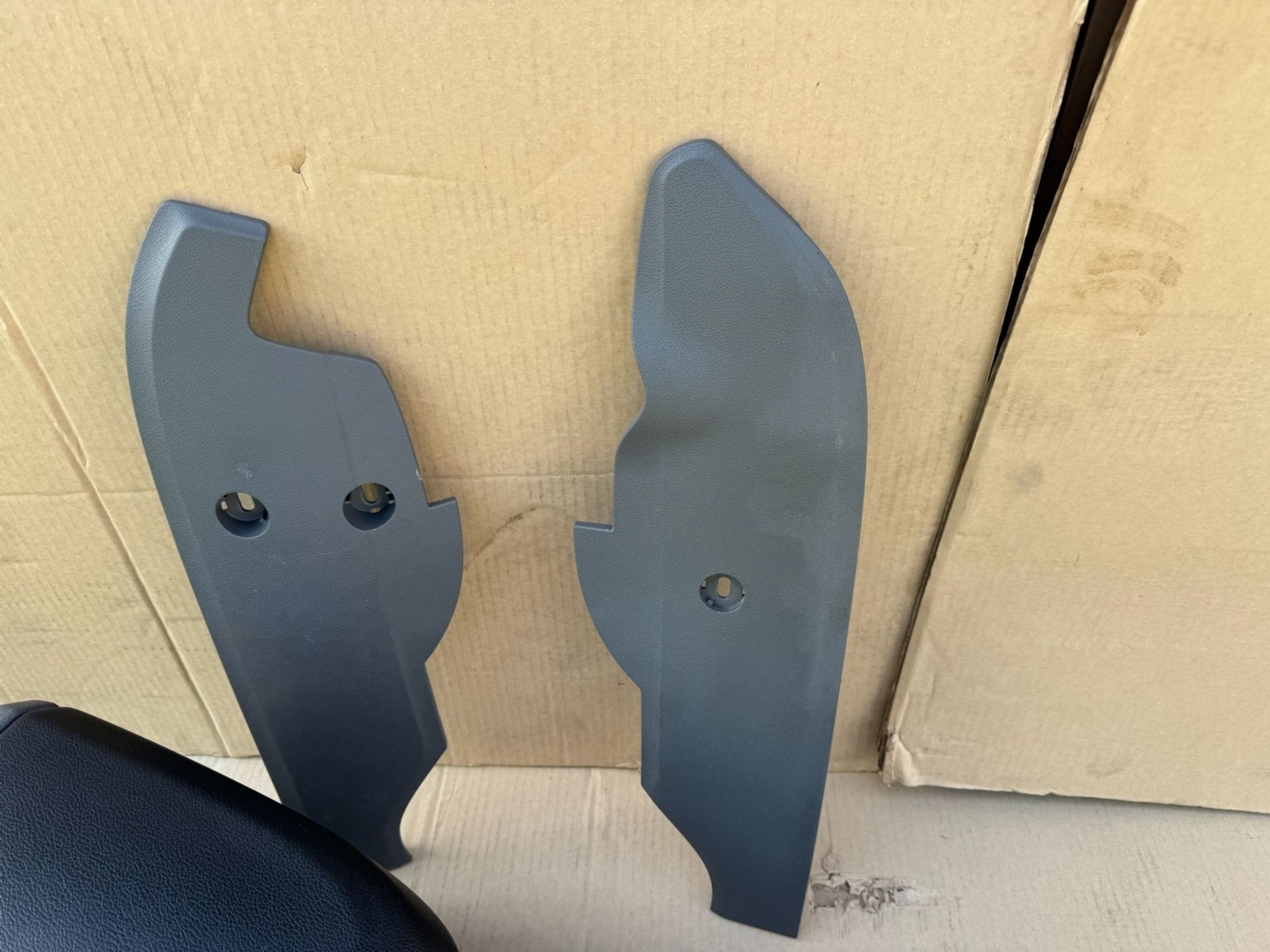 https://ycs.partsauto.market/partsauto-images/thmbs/userImages/a486c87f8955b6e25f9185efee619899/part/ea8ed9d7-68af-4239-b405-639d1fb856b6_1779051674733.jpg
