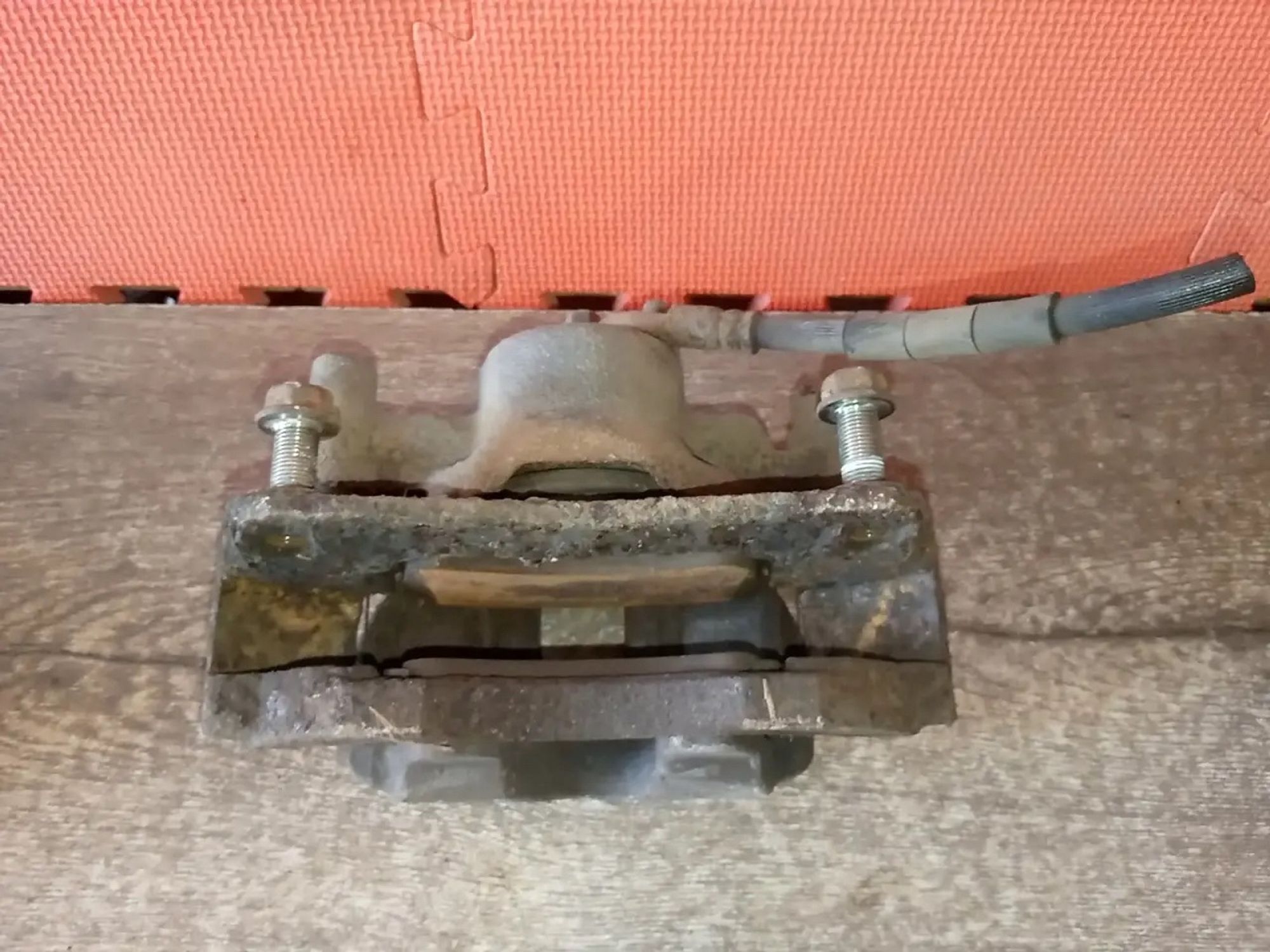https://ycs.partsauto.market/partsauto-images/thmbs/userImages/a486c87f8955b6e25f9185efee619899/part/ead01426-fa6b-466f-9a4d-64373d7c29e2_1780044074650.jpg