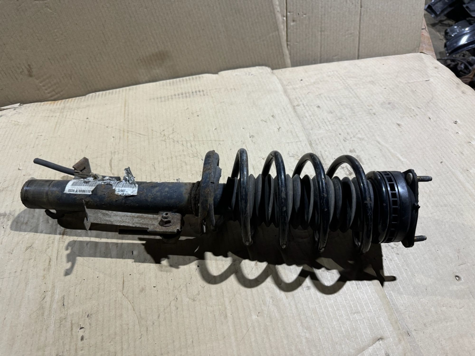 https://ycs.partsauto.market/partsauto-images/thmbs/userImages/a486c87f8955b6e25f9185efee619899/part/eb9b5e89-790b-4688-a1f8-fd065901719a_1775854646424.jpg