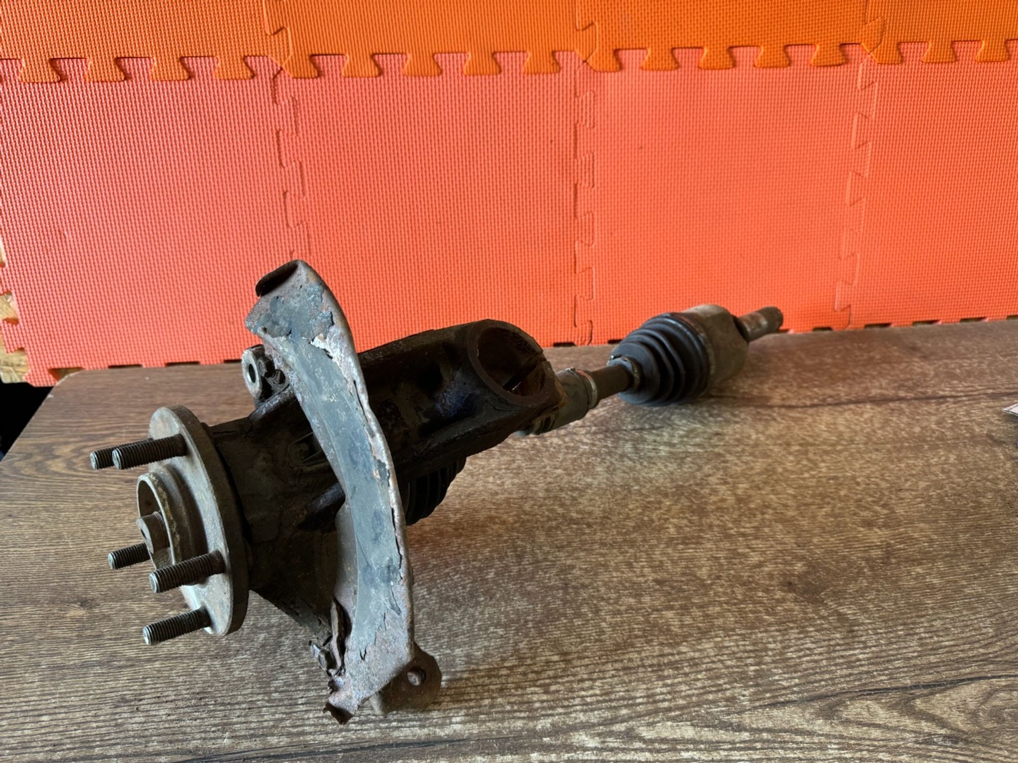 https://ycs.partsauto.market/partsauto-images/thmbs/userImages/a486c87f8955b6e25f9185efee619899/part/ec0ca42d-f83a-4cf6-9f01-fd11c925d572_1779051647675.jpg