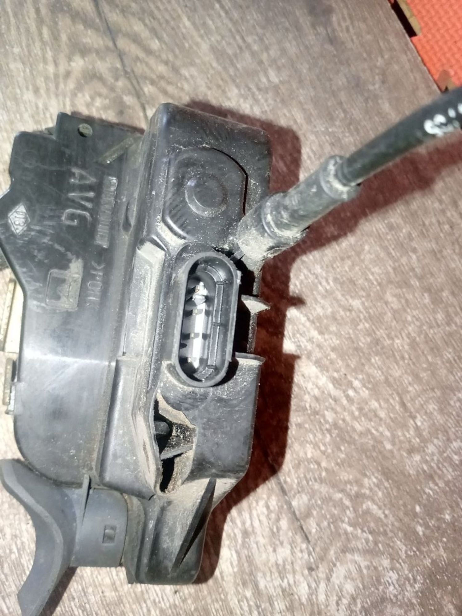 https://ycs.partsauto.market/partsauto-images/thmbs/userImages/a486c87f8955b6e25f9185efee619899/part/ecb55372-48aa-4013-a299-a137caa7d567_1775856519747.jpg