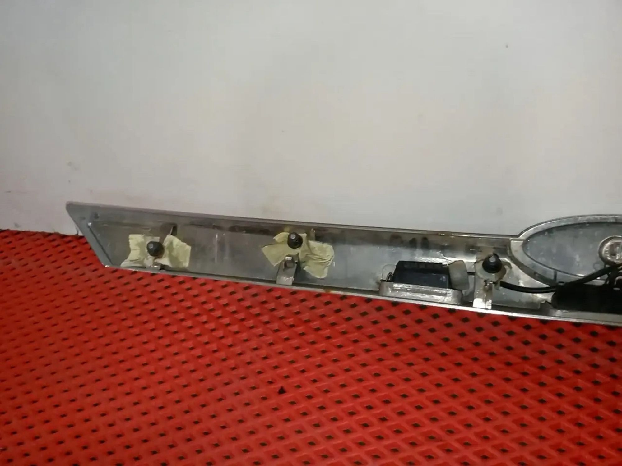 https://ycs.partsauto.market/partsauto-images/thmbs/userImages/a486c87f8955b6e25f9185efee619899/part/ecded957-aeea-45ce-85ba-27da60a4a5ba_1778605027187.jpg
