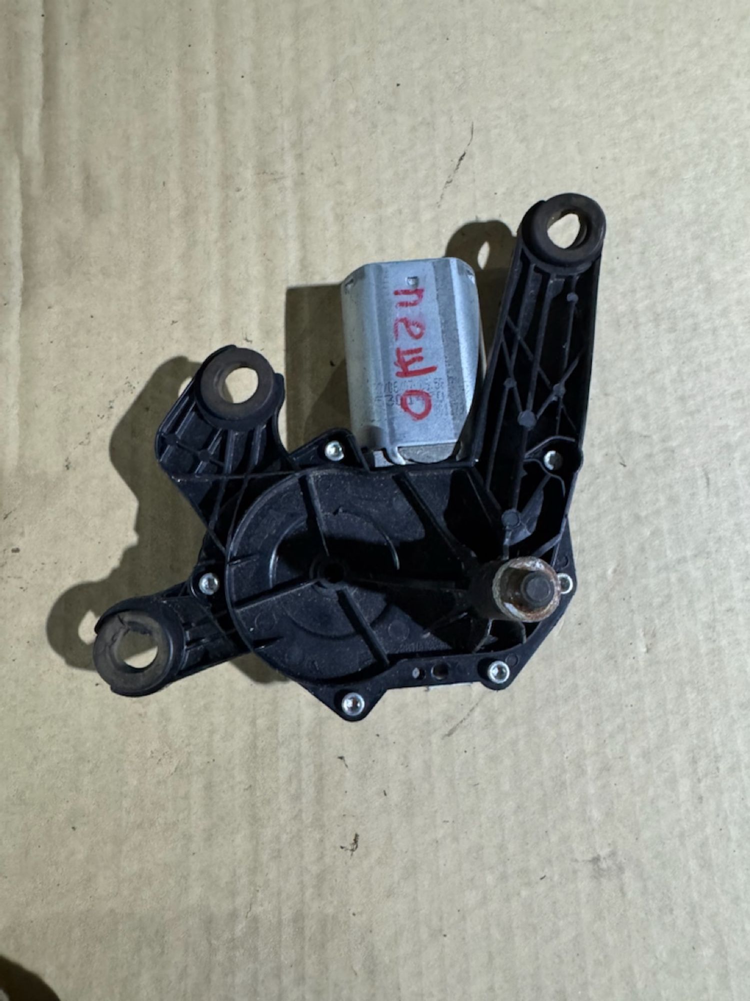 https://ycs.partsauto.market/partsauto-images/thmbs/userImages/a486c87f8955b6e25f9185efee619899/part/ed509fda-bdab-495f-a3ad-256640c7a4d4_1784146529591.jpg