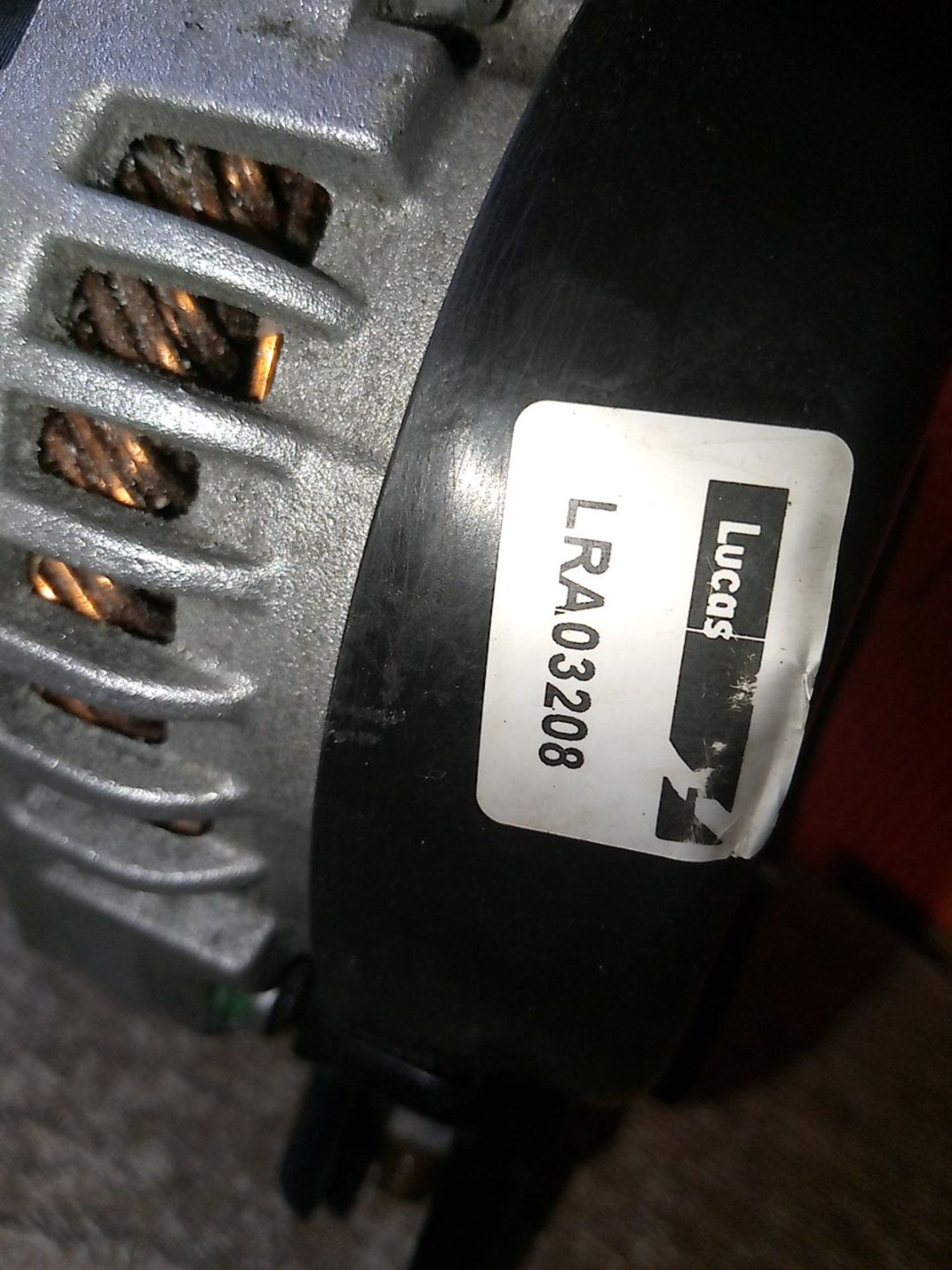 https://ycs.partsauto.market/partsauto-images/thmbs/userImages/a486c87f8955b6e25f9185efee619899/part/eea1b9a2-2523-4bd7-b9d6-e9e02bb86eda_1782454474506.jpg