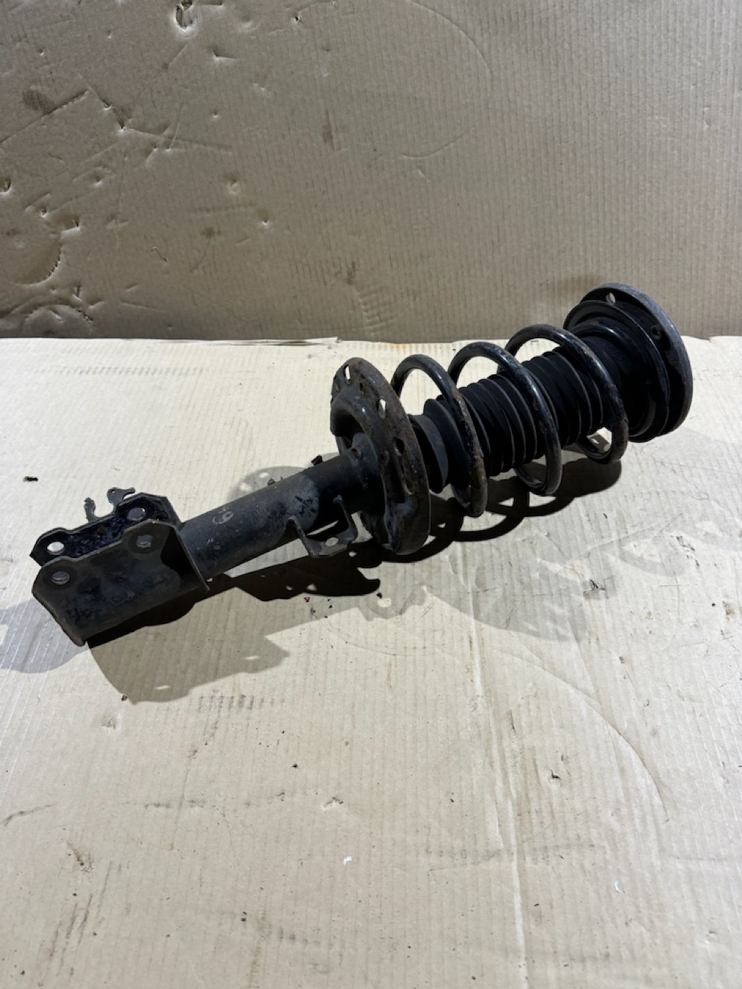 https://ycs.partsauto.market/partsauto-images/thmbs/userImages/a486c87f8955b6e25f9185efee619899/part/f03e7faf-7c53-4f3e-806b-82e9269bf7f2_1775854630226.jpg