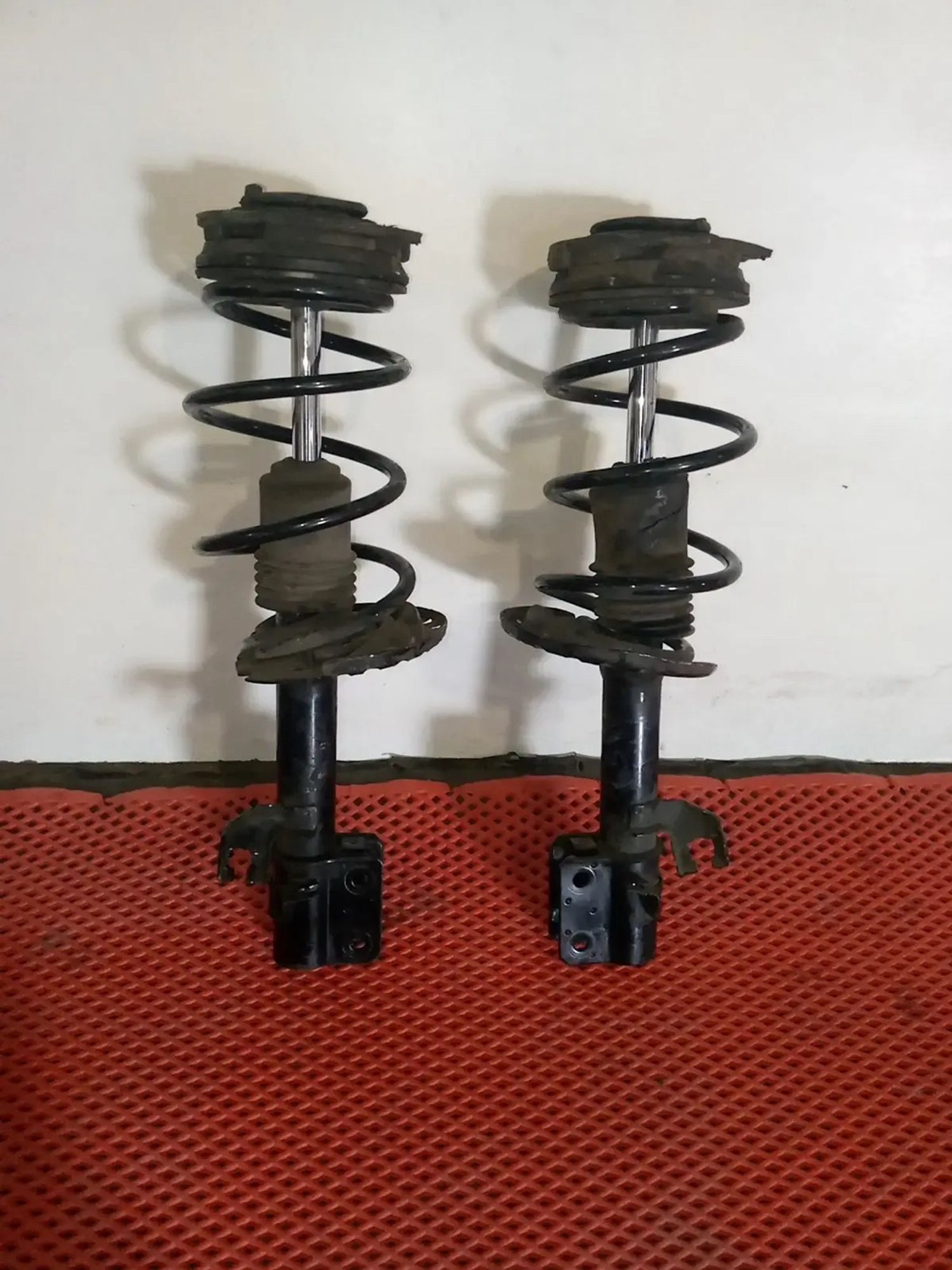 https://ycs.partsauto.market/partsauto-images/thmbs/userImages/a486c87f8955b6e25f9185efee619899/part/f0c40ff3-d9bf-4ef2-9ed1-c036459d73d5_1779793374176.jpg