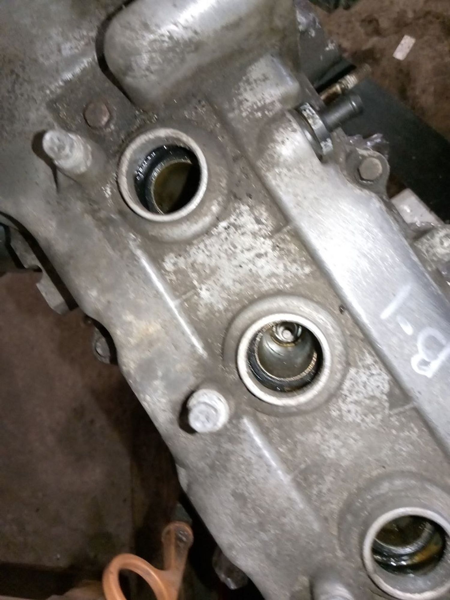 https://ycs.partsauto.market/partsauto-images/thmbs/userImages/a486c87f8955b6e25f9185efee619899/part/f3ae602c-3cb2-4eae-8679-7681656a0ed1_1775856124484.jpg