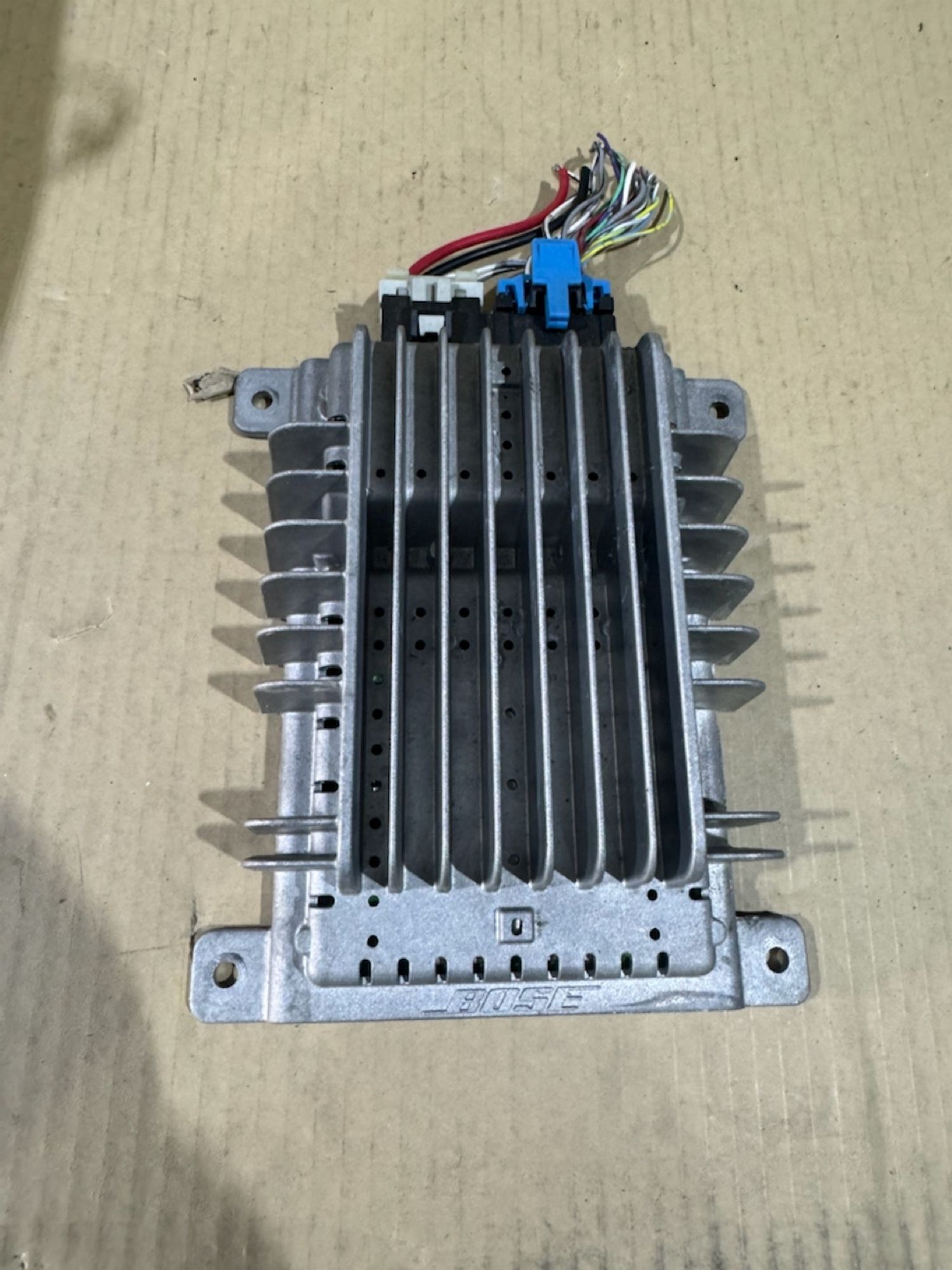 https://ycs.partsauto.market/partsauto-images/thmbs/userImages/a486c87f8955b6e25f9185efee619899/part/f4f5772e-f179-44d4-b74d-f452b02306c7_1782461212626.jpg