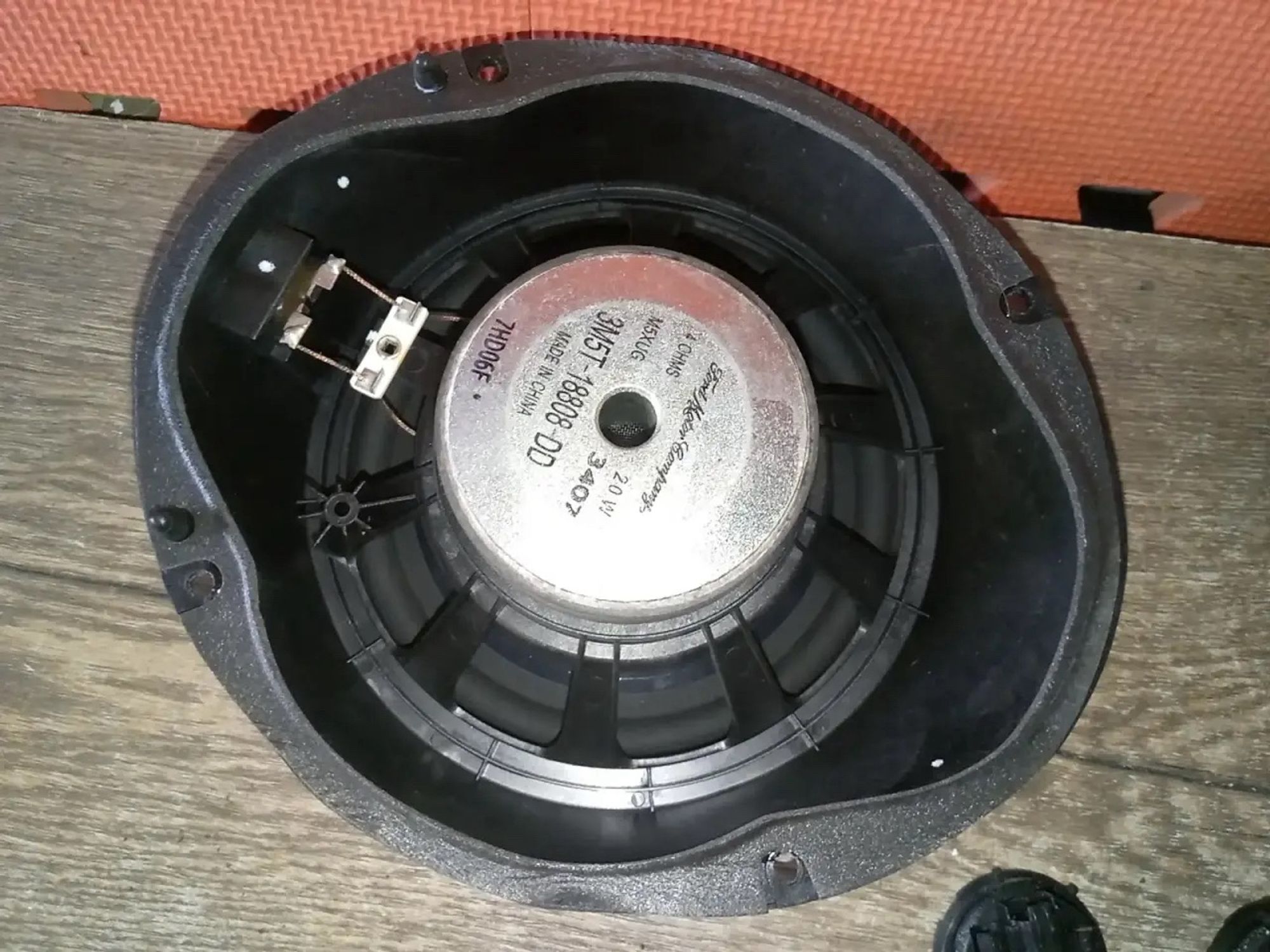 https://ycs.partsauto.market/partsauto-images/thmbs/userImages/a486c87f8955b6e25f9185efee619899/part/f56d91a0-e50d-4849-9a26-1afbec020b5f_1778653181730.jpg