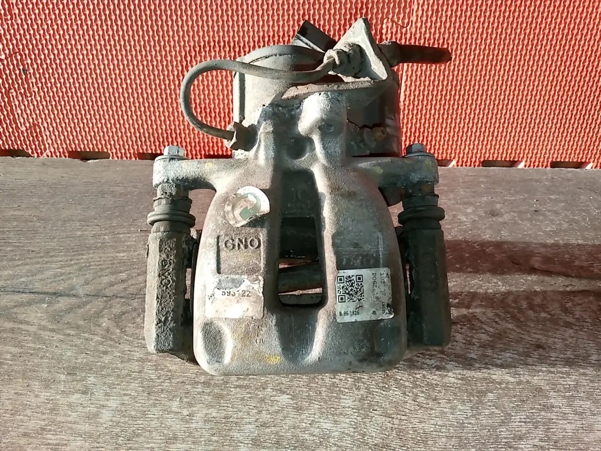 https://ycs.partsauto.market/partsauto-images/thmbs/userImages/a486c87f8955b6e25f9185efee619899/part/f8401b7e-0a75-4c3d-9501-37375e73dd01_1779344244157.jpg