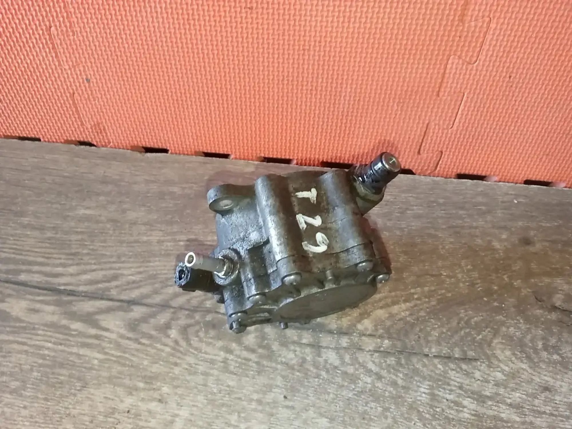 https://ycs.partsauto.market/partsauto-images/thmbs/userImages/a486c87f8955b6e25f9185efee619899/part/f923c33b-93b2-411f-91e9-a730169e4a1c_1775854695673.jpg