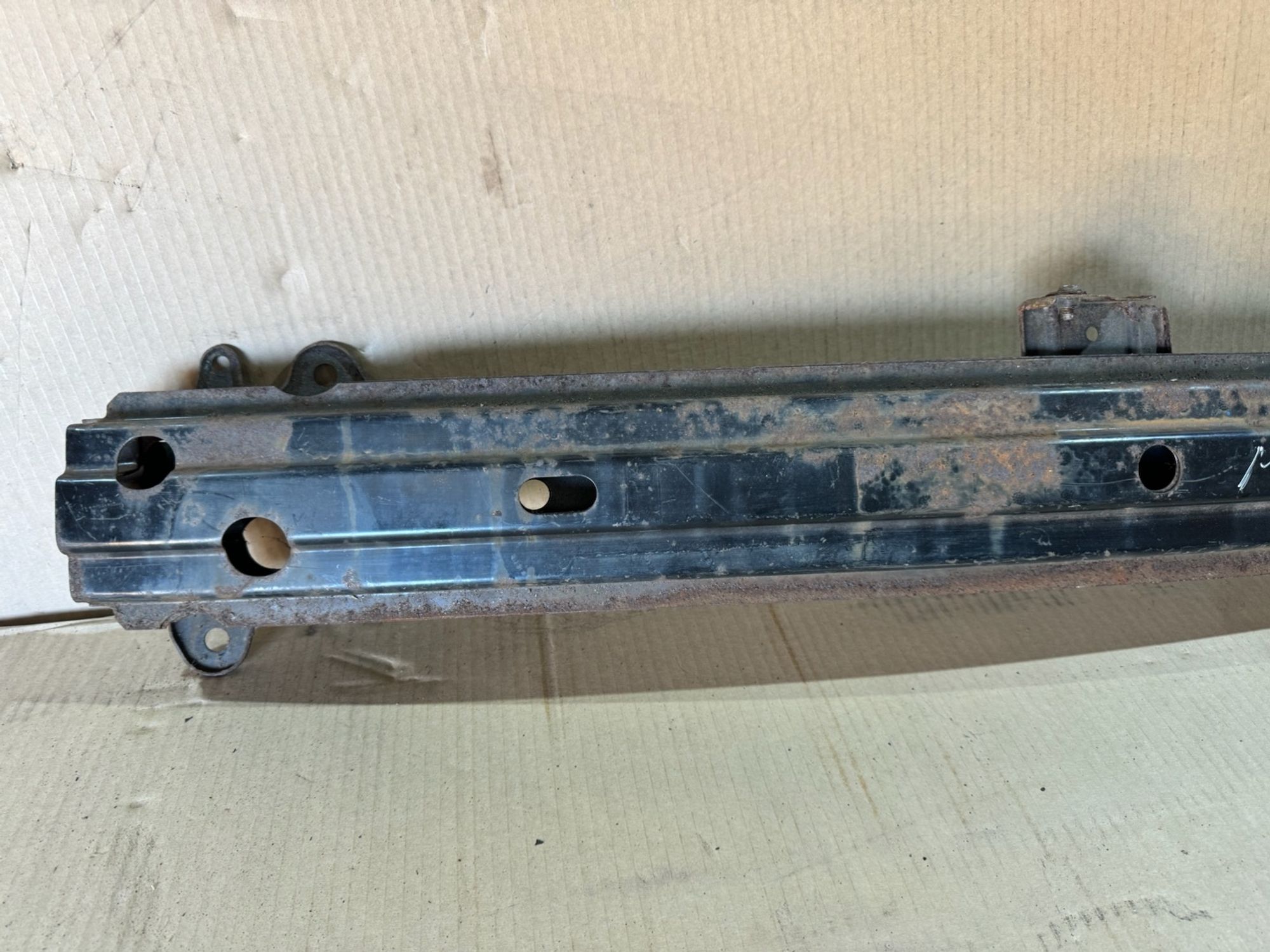 https://ycs.partsauto.market/partsauto-images/thmbs/userImages/a486c87f8955b6e25f9185efee619899/part/f9abfc53-35d8-4ebd-be4a-b11726847baf_1775917490689.jpg