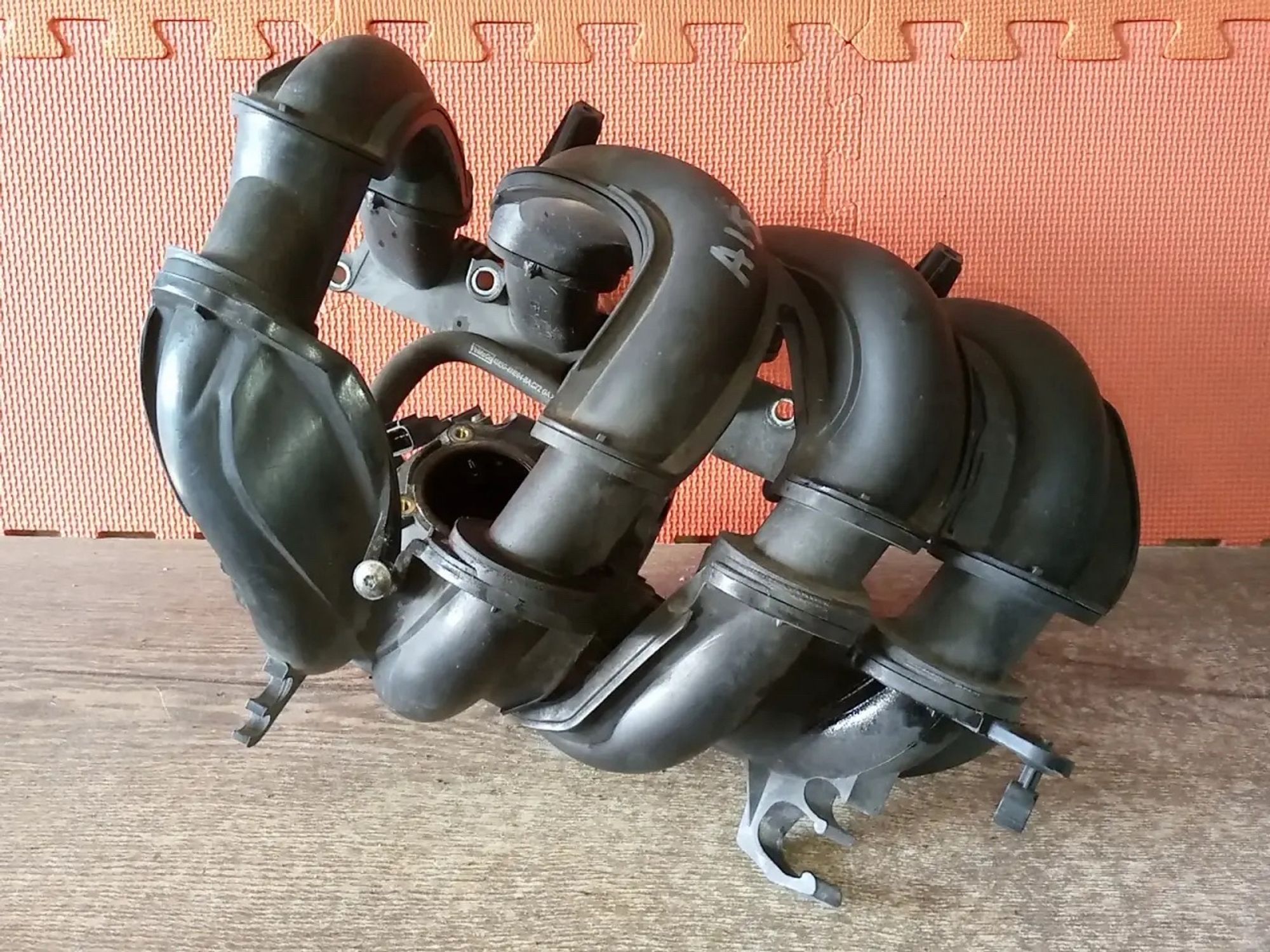 https://ycs.partsauto.market/partsauto-images/thmbs/userImages/a486c87f8955b6e25f9185efee619899/part/f9de88f9-9102-496e-96d9-d74566be60f1_1779051684485.jpg
