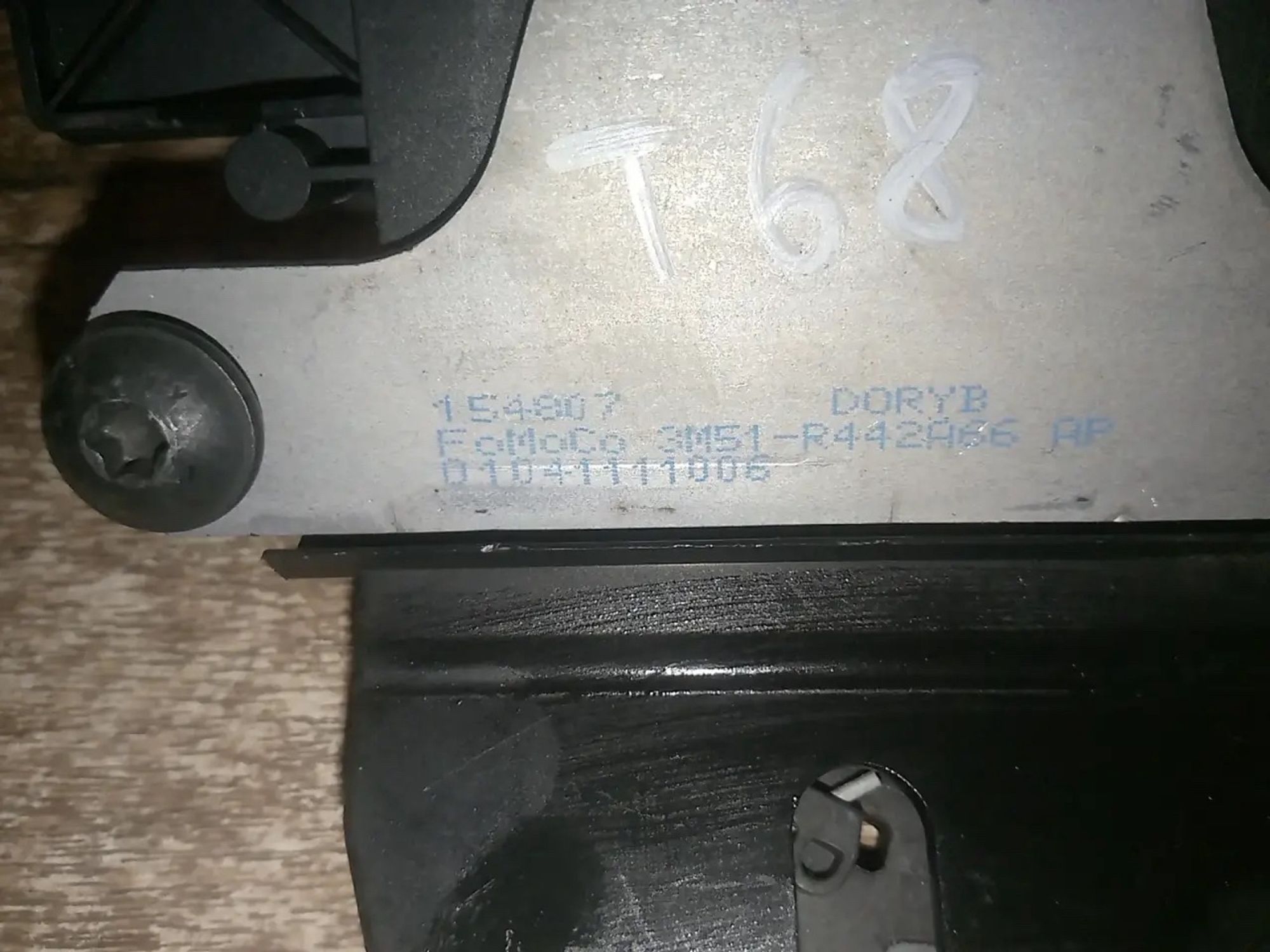 https://ycs.partsauto.market/partsauto-images/thmbs/userImages/a486c87f8955b6e25f9185efee619899/part/fa0c87bb-d32d-4488-9d4c-6323c033f530_1778052908441.jpg