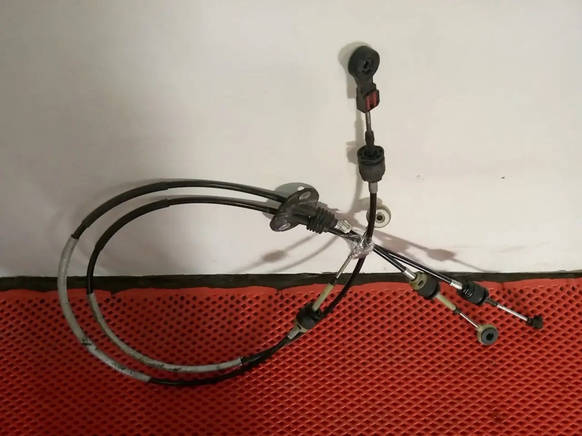 https://ycs.partsauto.market/partsauto-images/thmbs/userImages/a486c87f8955b6e25f9185efee619899/part/fa223347-5f5b-44aa-8d9c-1a563f8f3c89_1779344274638.jpg