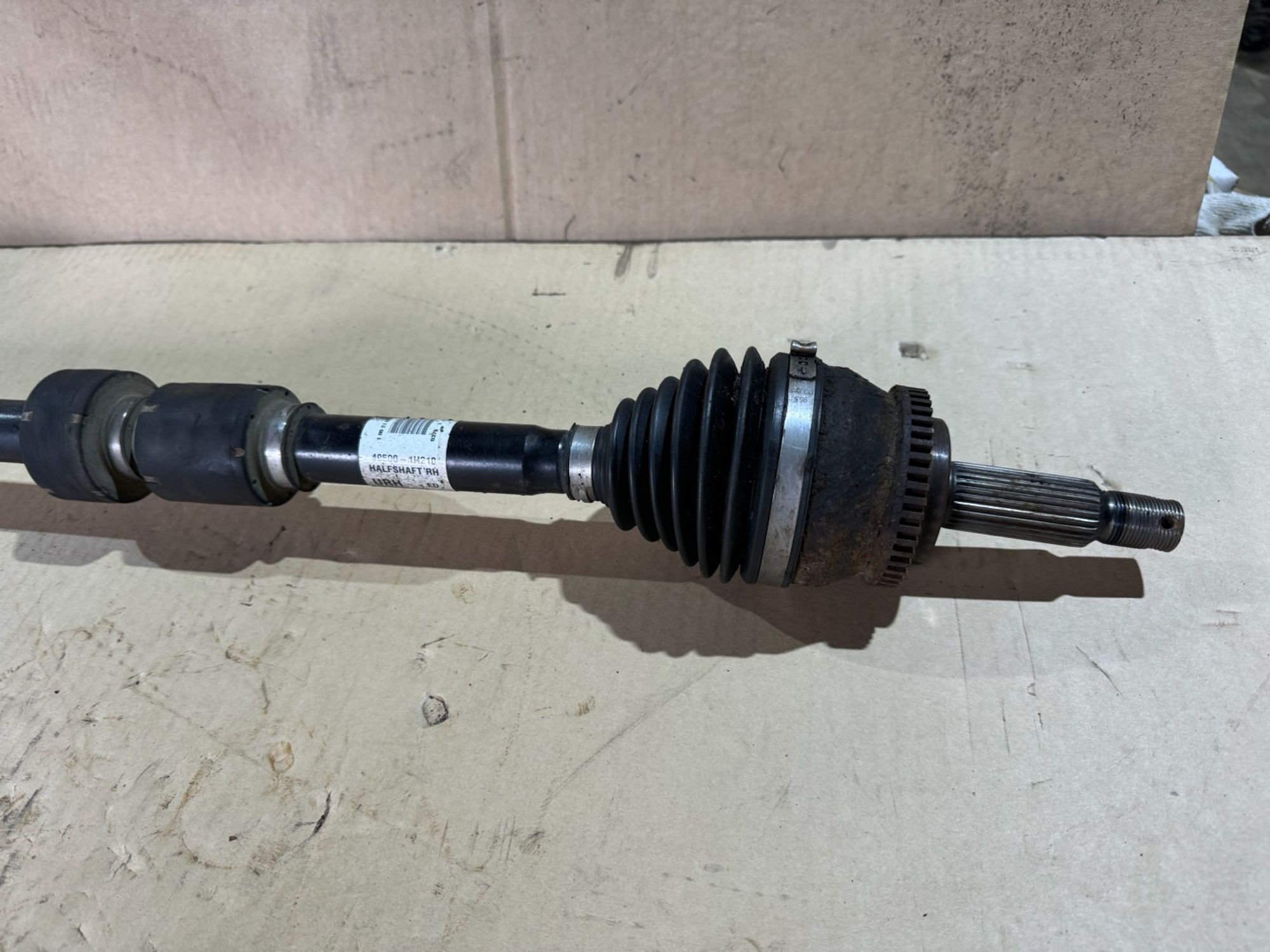 https://ycs.partsauto.market/partsauto-images/thmbs/userImages/a486c87f8955b6e25f9185efee619899/part/fa2edd90-c0ab-4151-9110-7285a050768e_1776857584813.jpg