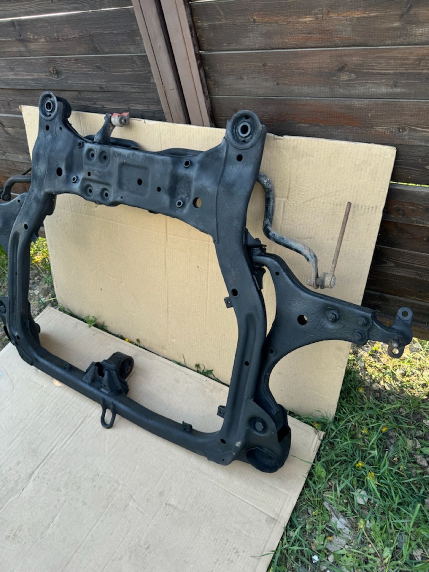 https://ycs.partsauto.market/partsauto-images/thmbs/userImages/a486c87f8955b6e25f9185efee619899/part/fa518501-1bb0-4711-8f4a-7544fca8a424_1779344370038.jpg