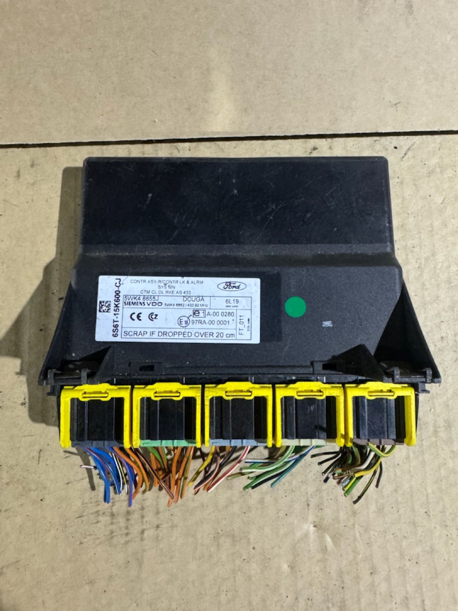 https://ycs.partsauto.market/partsauto-images/thmbs/userImages/a486c87f8955b6e25f9185efee619899/part/faae4dea-105c-46b5-a6be-feb5967b1d8e_1786910371007.jpg