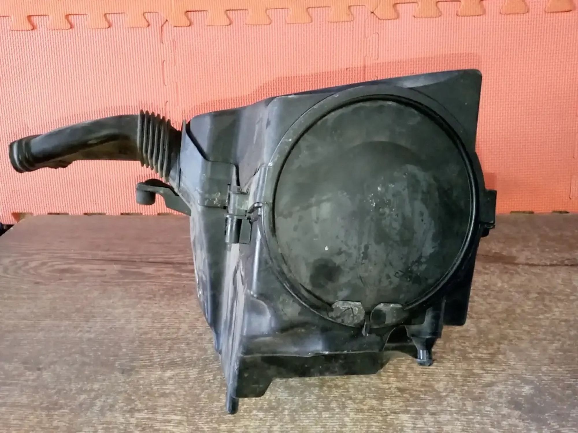 https://ycs.partsauto.market/partsauto-images/thmbs/userImages/a486c87f8955b6e25f9185efee619899/part/fbecc74b-b158-41d0-8226-bb28240520e8_1779344441905.jpg