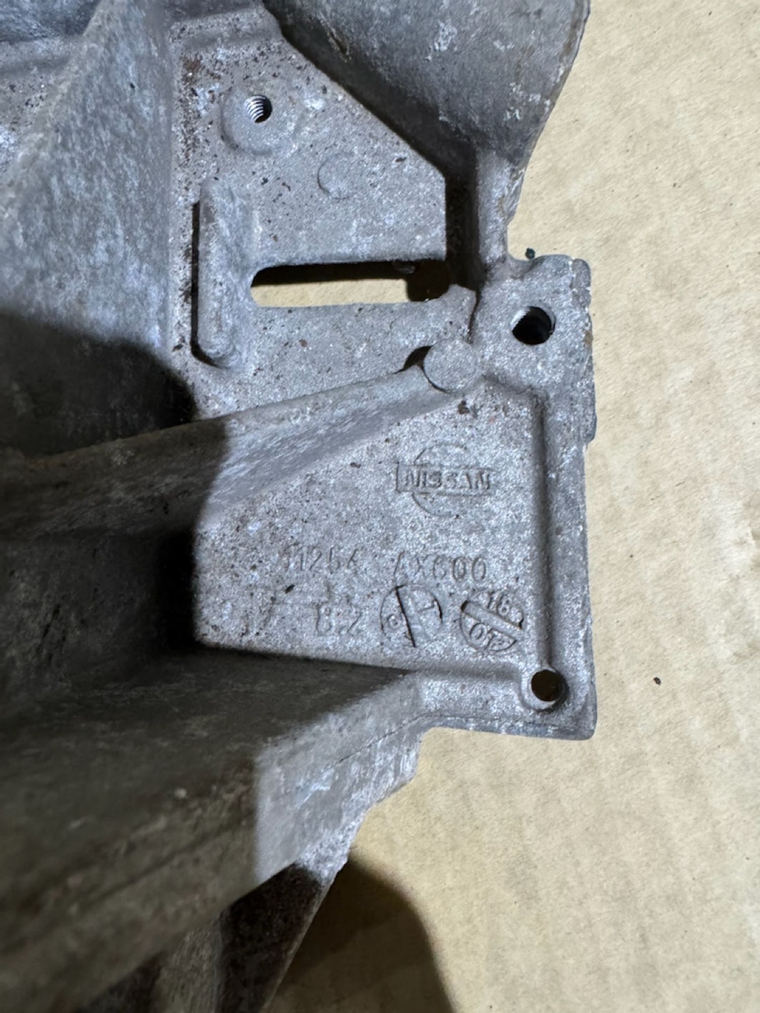 https://ycs.partsauto.market/partsauto-images/thmbs/userImages/a486c87f8955b6e25f9185efee619899/part/fcc4159e-4380-49c1-8edb-f24bf5349b06_1786355831177.jpg