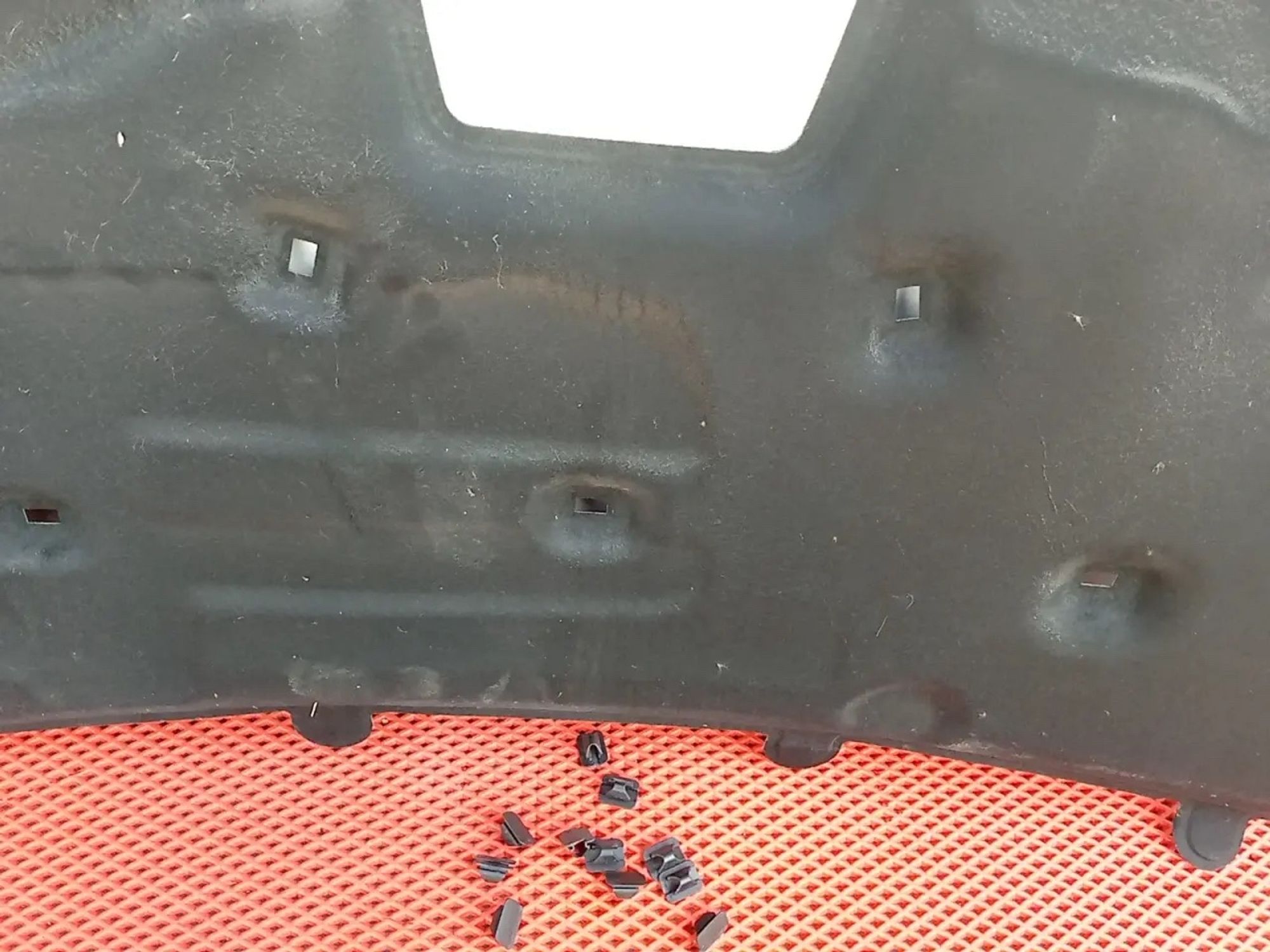 https://ycs.partsauto.market/partsauto-images/thmbs/userImages/a486c87f8955b6e25f9185efee619899/part/fd567832-f5a6-4b1a-8141-8bb13cfe5a6c_1778190164092.jpg