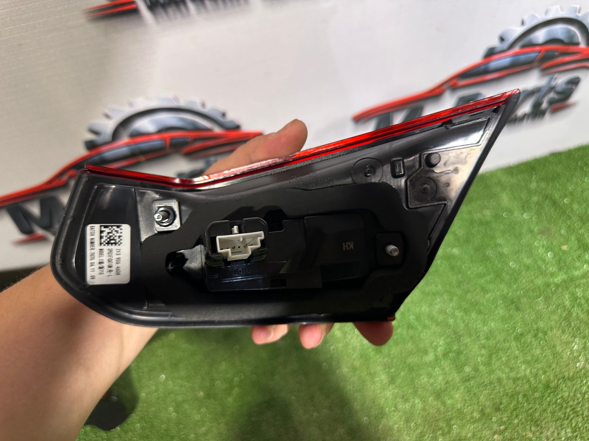https://ycs.partsauto.market/partsauto-images/thmbs/userImages/ab58d6eee1b96794421408e5b16d421a/part/49e9361f-e17c-4408-98b7-ce6aa387b305_1787050048016.jpg