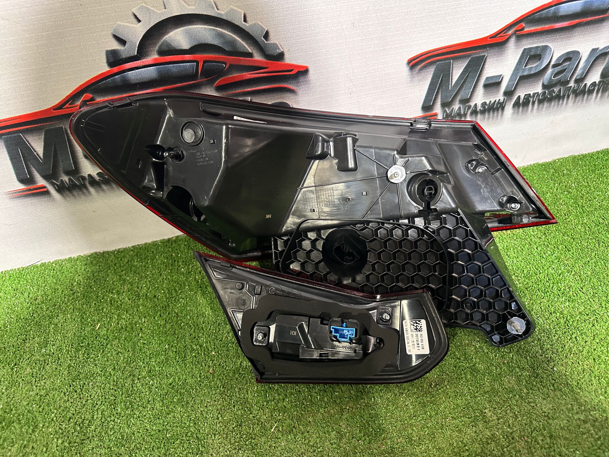 https://ycs.partsauto.market/partsauto-images/thmbs/userImages/ab58d6eee1b96794421408e5b16d421a/part/87f61060-fd23-4a50-a0d6-c2ef547dfc31_1787050229558.jpg