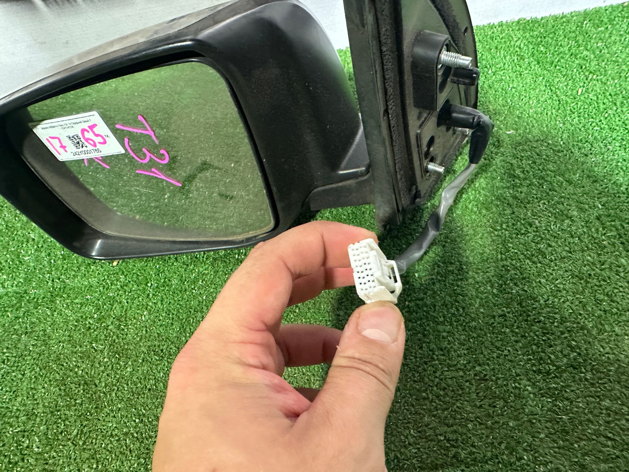 https://ycs.partsauto.market/partsauto-images/thmbs/userImages/ab58d6eee1b96794421408e5b16d421a/part/aee7a974-b369-4304-900e-9b08e4086c52_1787120936800.jpg