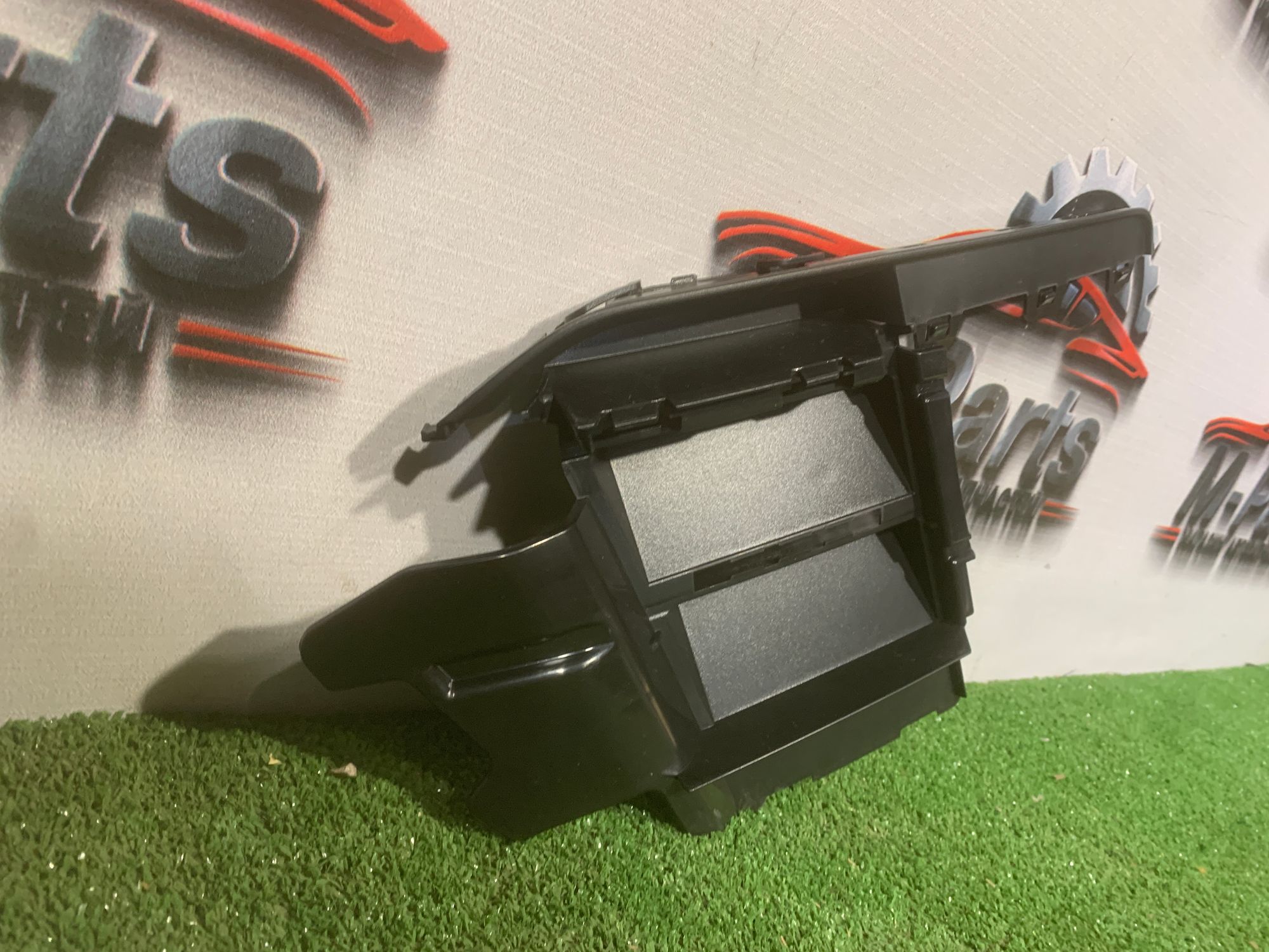 https://ycs.partsauto.market/partsauto-images/thmbs/userImages/ab58d6eee1b96794421408e5b16d421a/part/b81ba892-b2e4-46b5-8305-e6cb25cd99d0_1786616448067.jpg