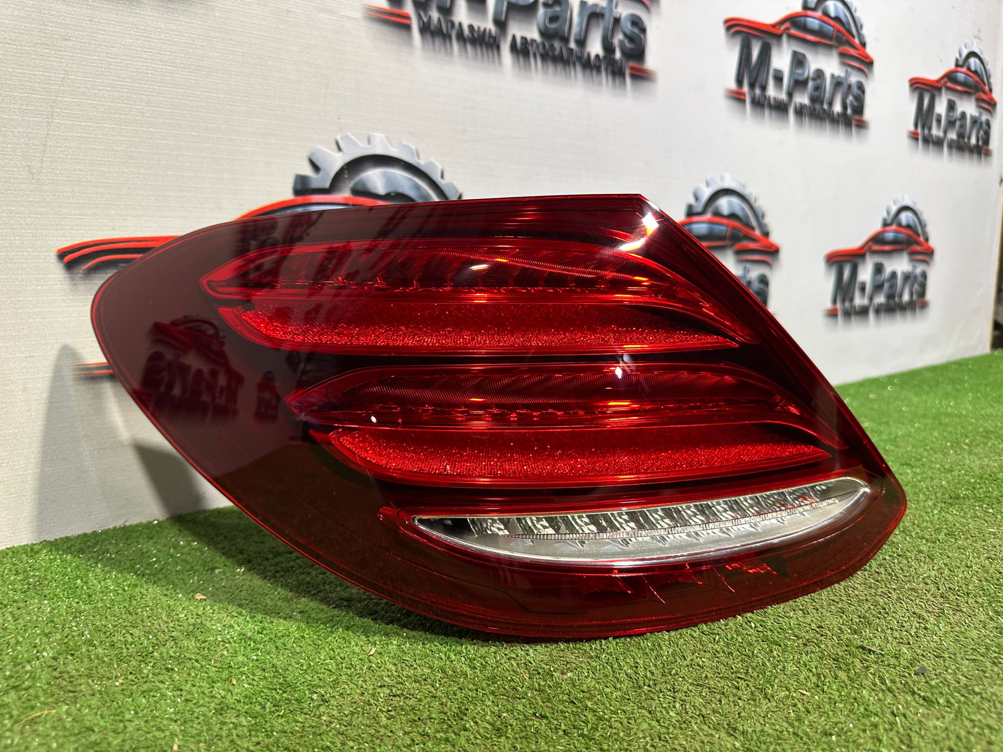 https://ycs.partsauto.market/partsauto-images/thmbs/userImages/ab58d6eee1b96794421408e5b16d421a/part/d4d9fa8d-a597-43c8-bd56-5d7941bbd7ae_1787049307299.jpg