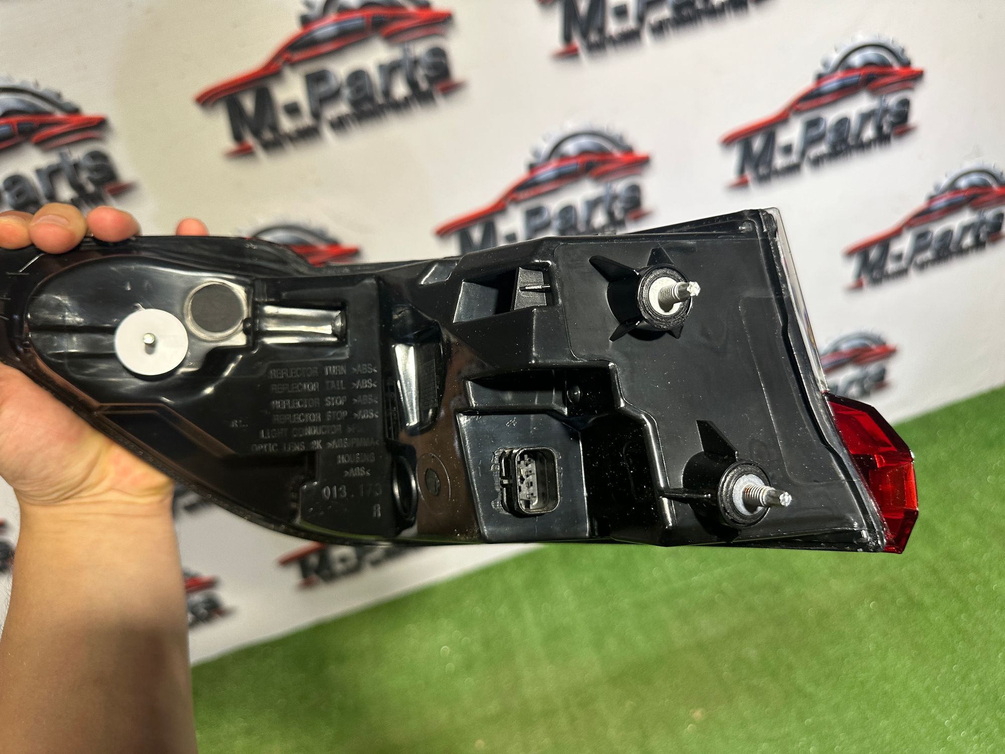 https://ycs.partsauto.market/partsauto-images/thmbs/userImages/ab58d6eee1b96794421408e5b16d421a/part/e126f1a0-cacd-4730-9239-2f7f3b380bd9_1786011775583.jpg