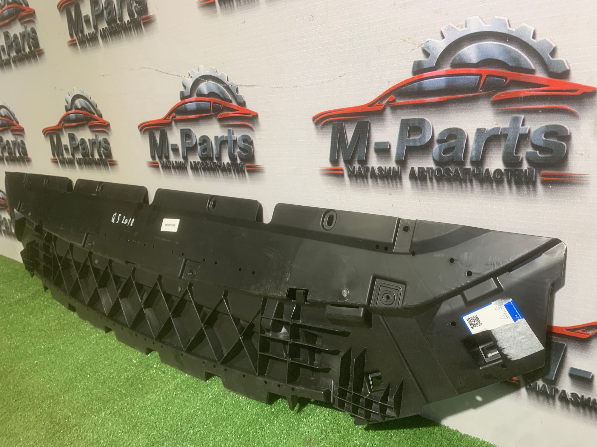 https://ycs.partsauto.market/partsauto-images/thmbs/userImages/ab58d6eee1b96794421408e5b16d421a/part/ef899fc4-a3cd-4bba-a1fd-cd9b498d8529_1786615860893.jpg