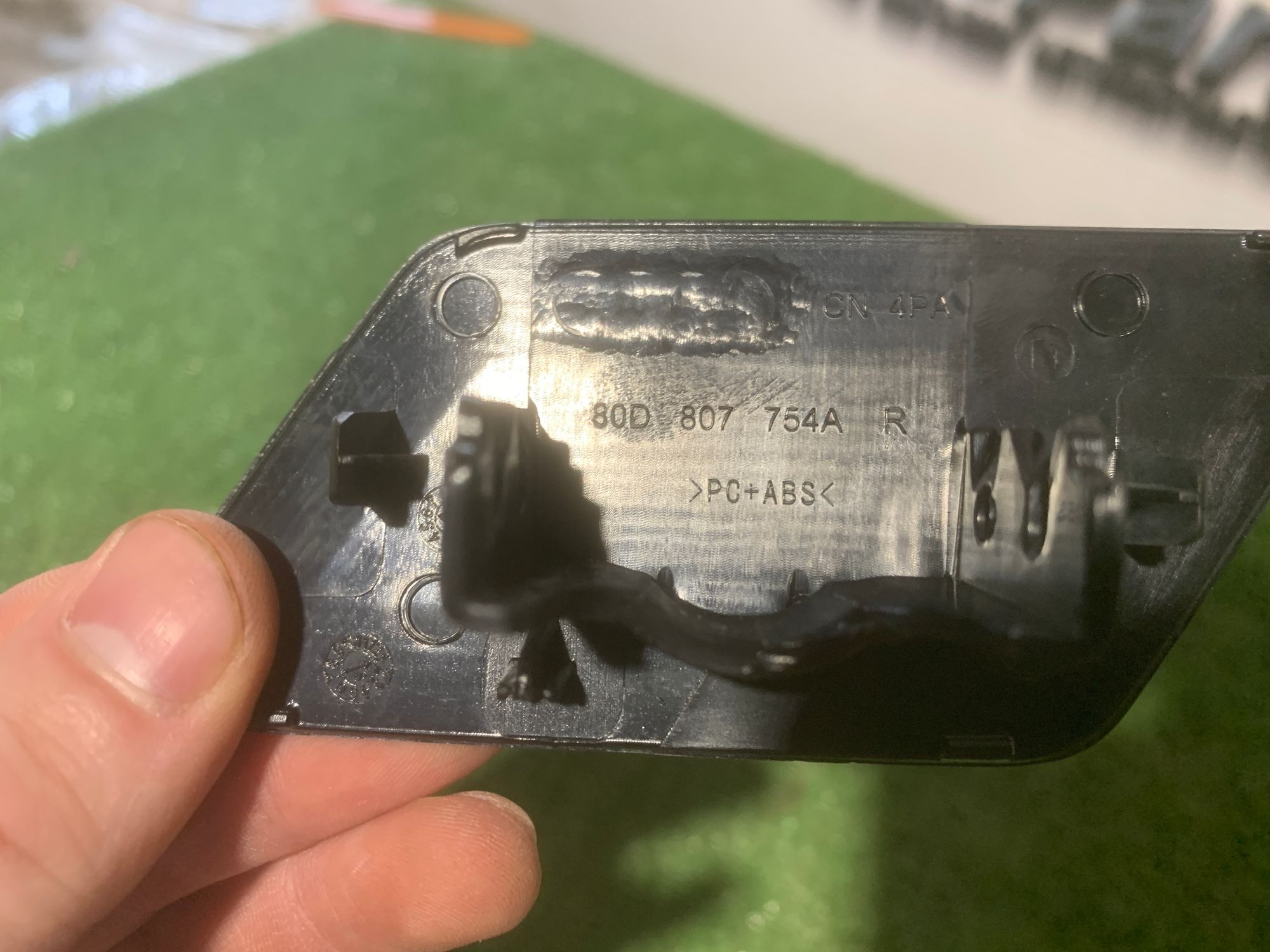 https://ycs.partsauto.market/partsauto-images/thmbs/userImages/ab58d6eee1b96794421408e5b16d421a/part/fbe49e25-81ae-49de-9500-32d062700975_1786616917341.jpg