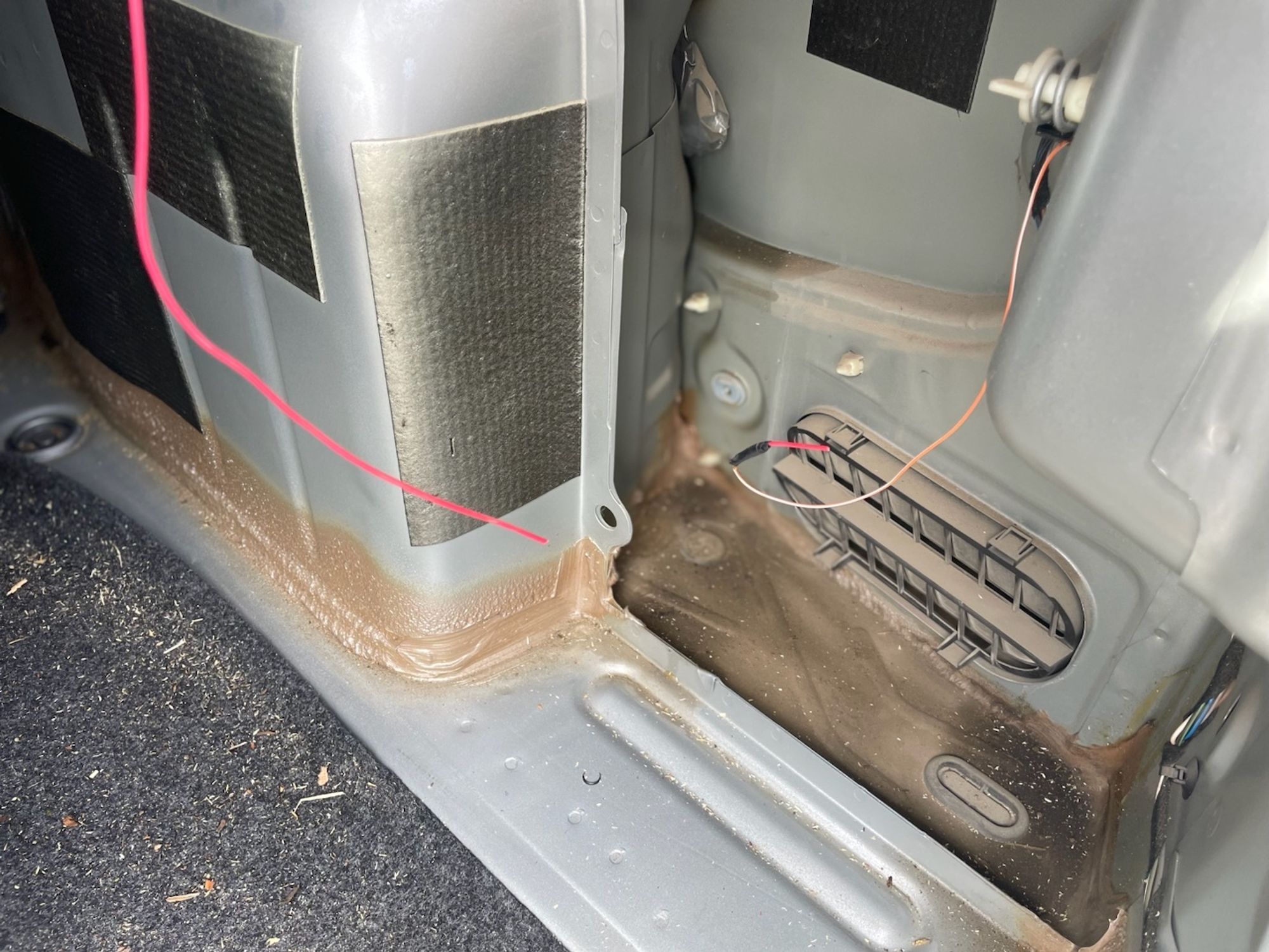 https://ycs.partsauto.market/partsauto-images/thmbs/userImages/afb38d96ab8c9795ecac00e406b21163/part/09e1c93f-b46b-41af-a951-9ed1f980920e_1748250231302.jpg