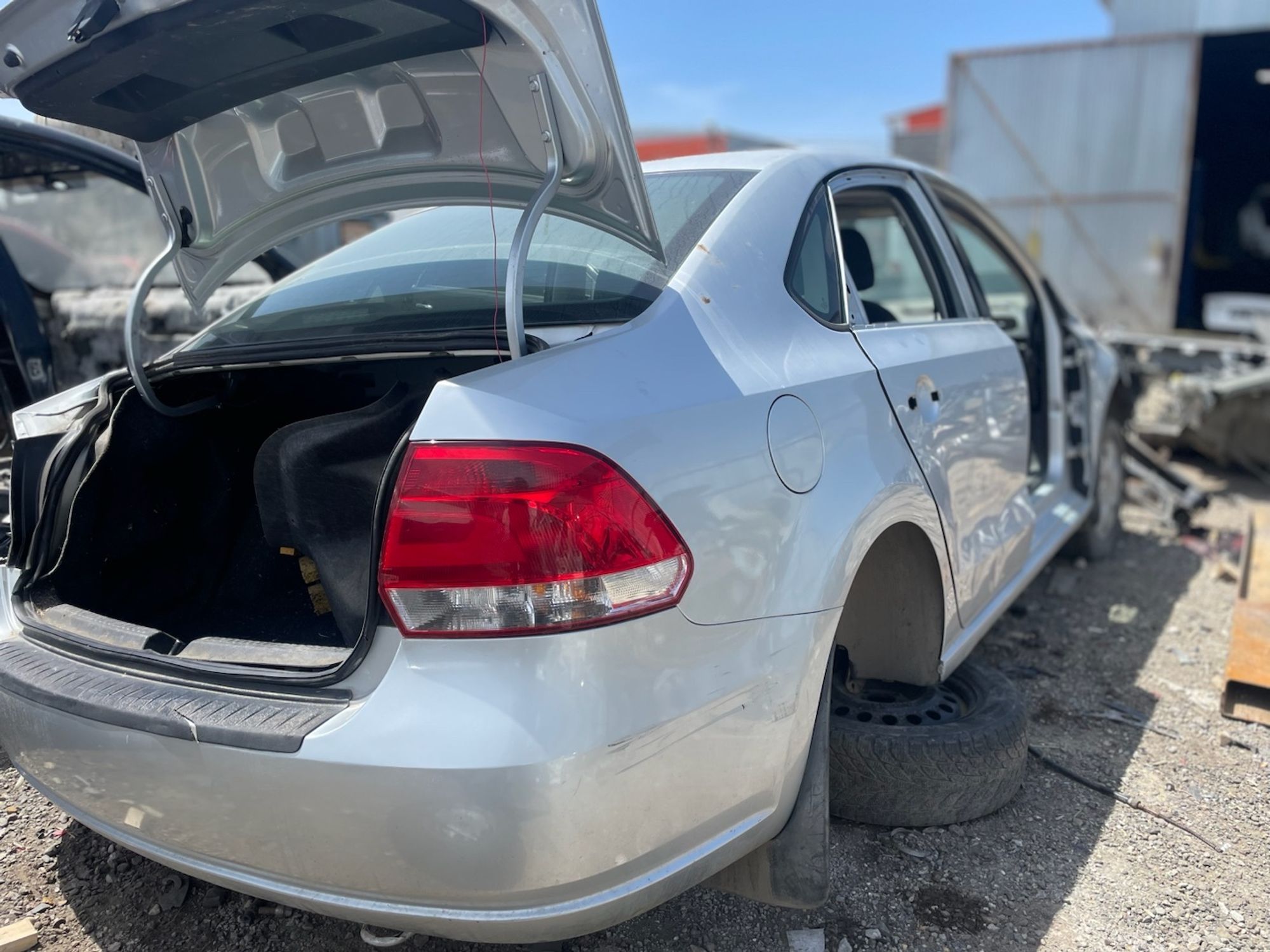https://ycs.partsauto.market/partsauto-images/thmbs/userImages/afb38d96ab8c9795ecac00e406b21163/part/3a8a368e-59c2-421e-9a43-b1eec9fa7ae1_1748250222854.jpg