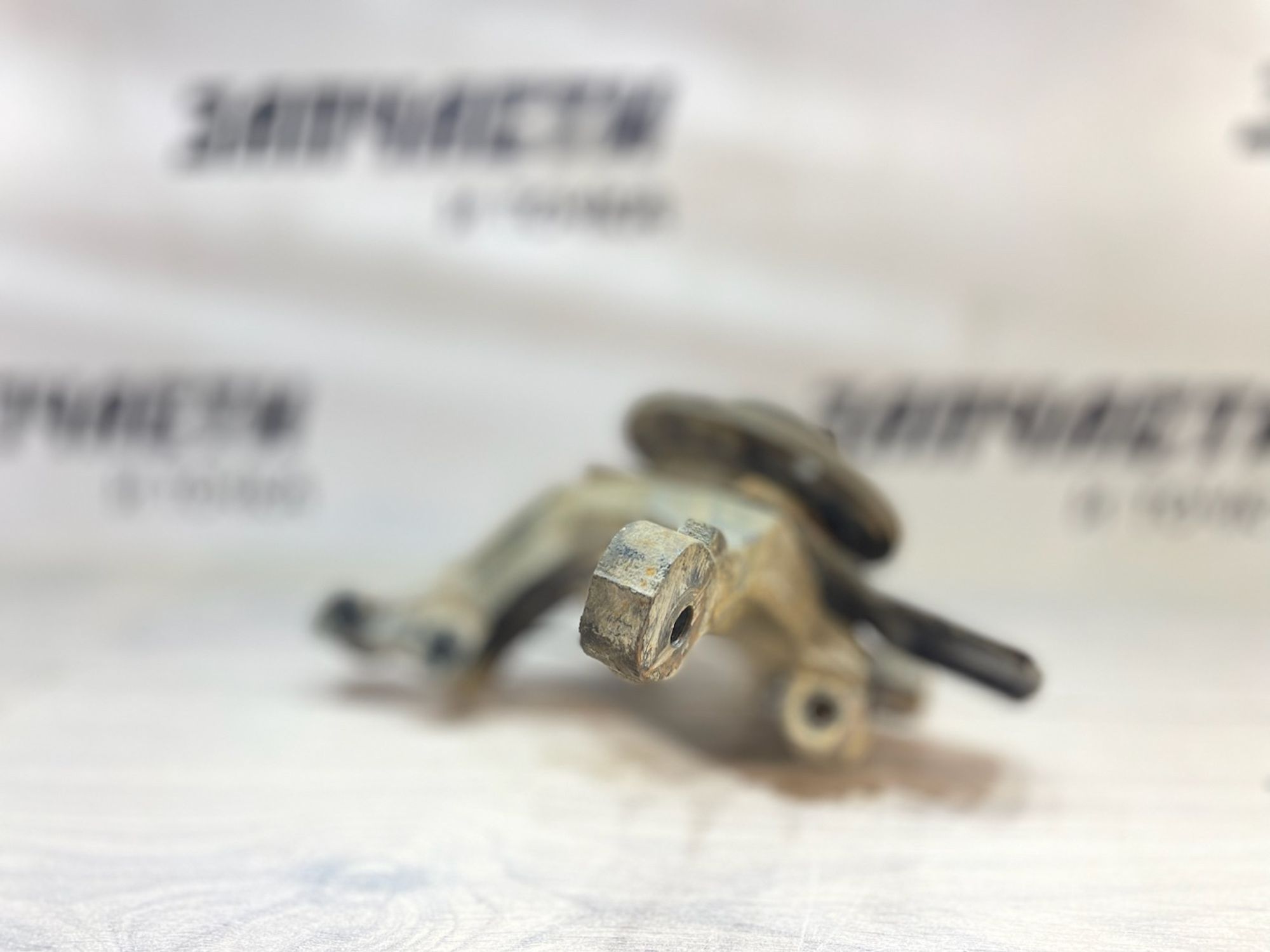 https://ycs.partsauto.market/partsauto-images/thmbs/userImages/afb38d96ab8c9795ecac00e406b21163/part/558fd6be-17ad-4b02-a71b-2c301f273aa4_1747315077270.jpg