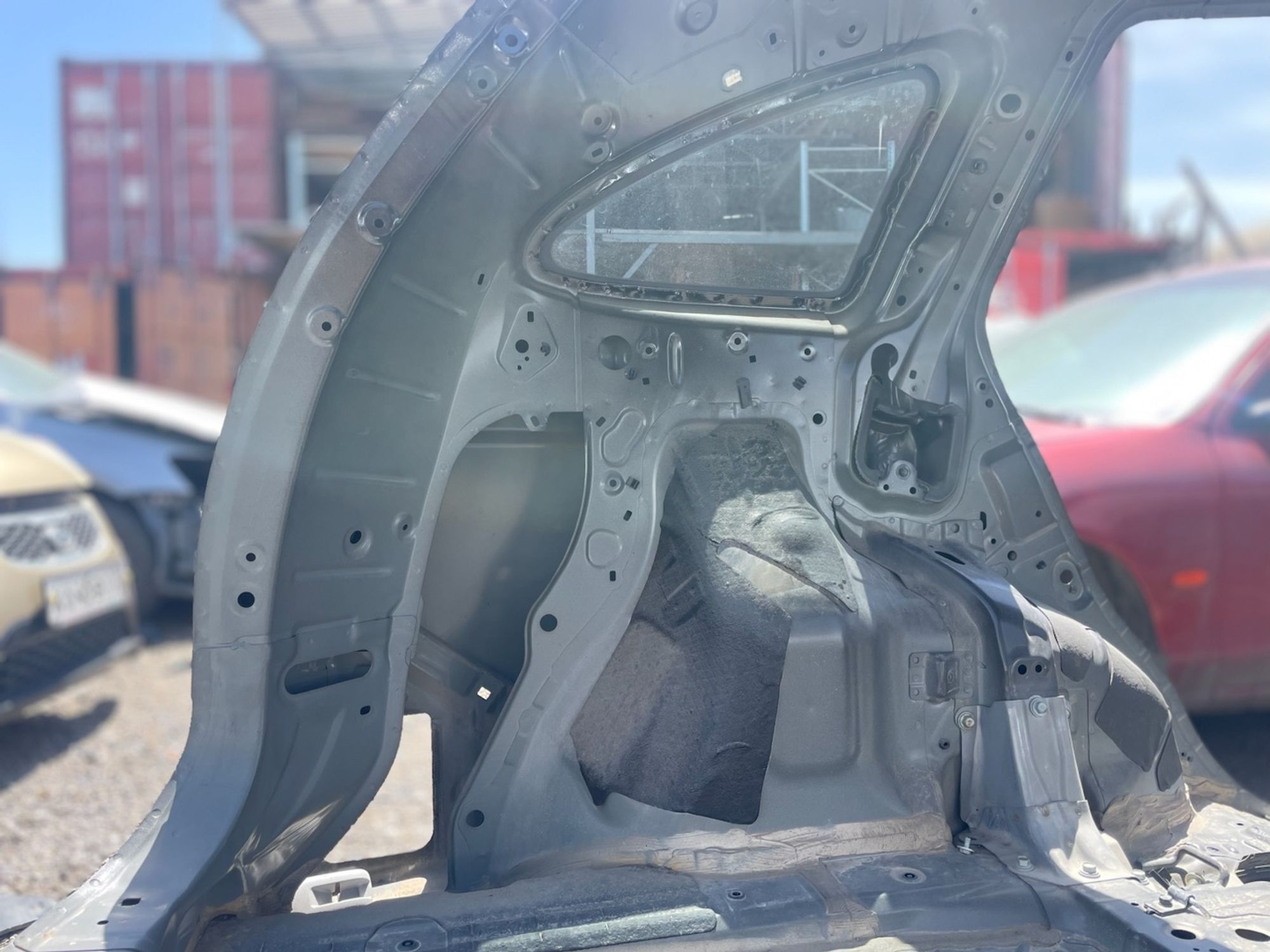 https://ycs.partsauto.market/partsauto-images/thmbs/userImages/afb38d96ab8c9795ecac00e406b21163/part/5a9382aa-ec19-443d-9ea3-9a80a669dc2f_1748252874795.jpg