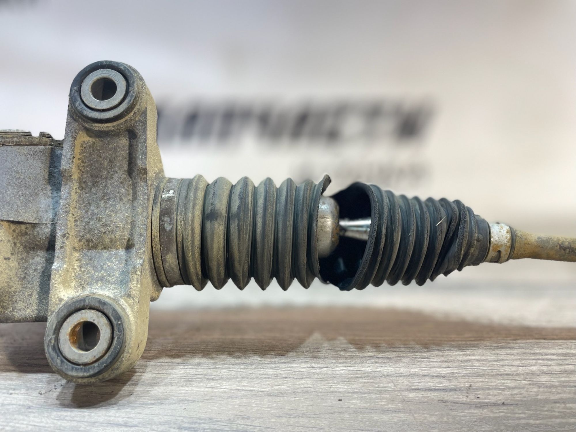 https://ycs.partsauto.market/partsauto-images/thmbs/userImages/afb38d96ab8c9795ecac00e406b21163/part/bd3f9cac-bbbf-4744-b8f7-5104805343c6_1747658051620.jpg