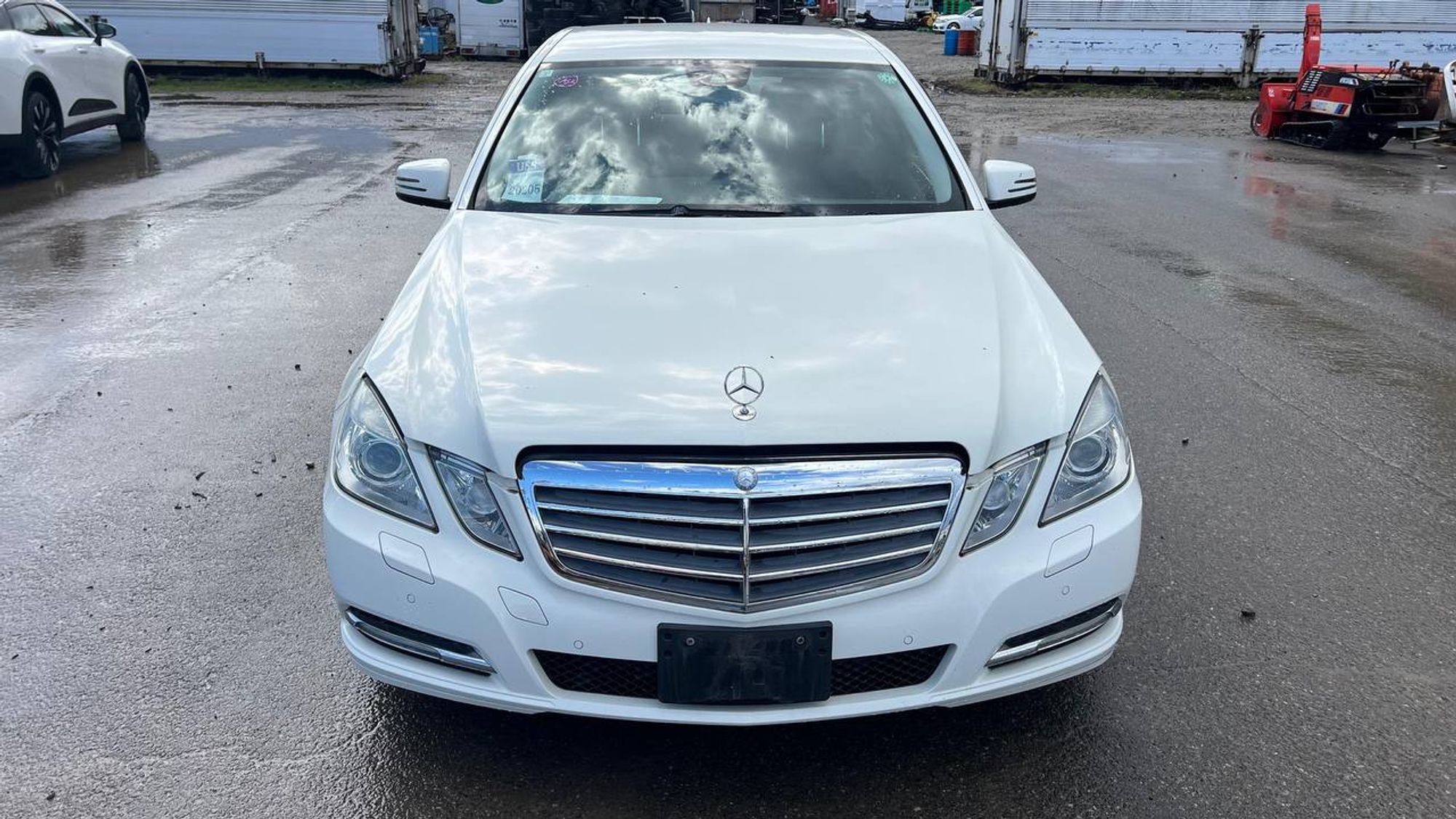 https://ycs.partsauto.market/partsauto-images/thmbs/userImages/b7628e092085f1f91467af1afb6e7630/car/c0014d2e-0b81-4959-94a1-5df8907afb98_1781596254651.jpg