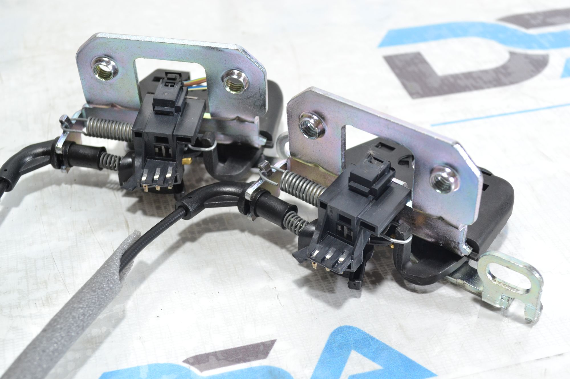 https://ycs.partsauto.market/partsauto-images/thmbs/userImages/b7628e092085f1f91467af1afb6e7630/part/0034b554-aba1-46c4-af65-f09d124d8abc_1779454191656.jpg
