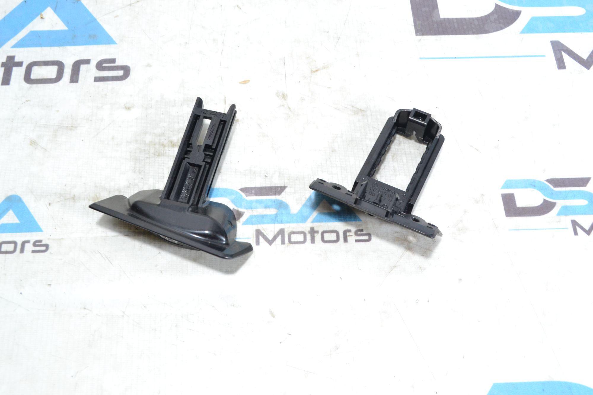 https://ycs.partsauto.market/partsauto-images/thmbs/userImages/b7628e092085f1f91467af1afb6e7630/part/007e0071-1d20-4e3d-b0be-64ff35476346_1781591326969.jpg