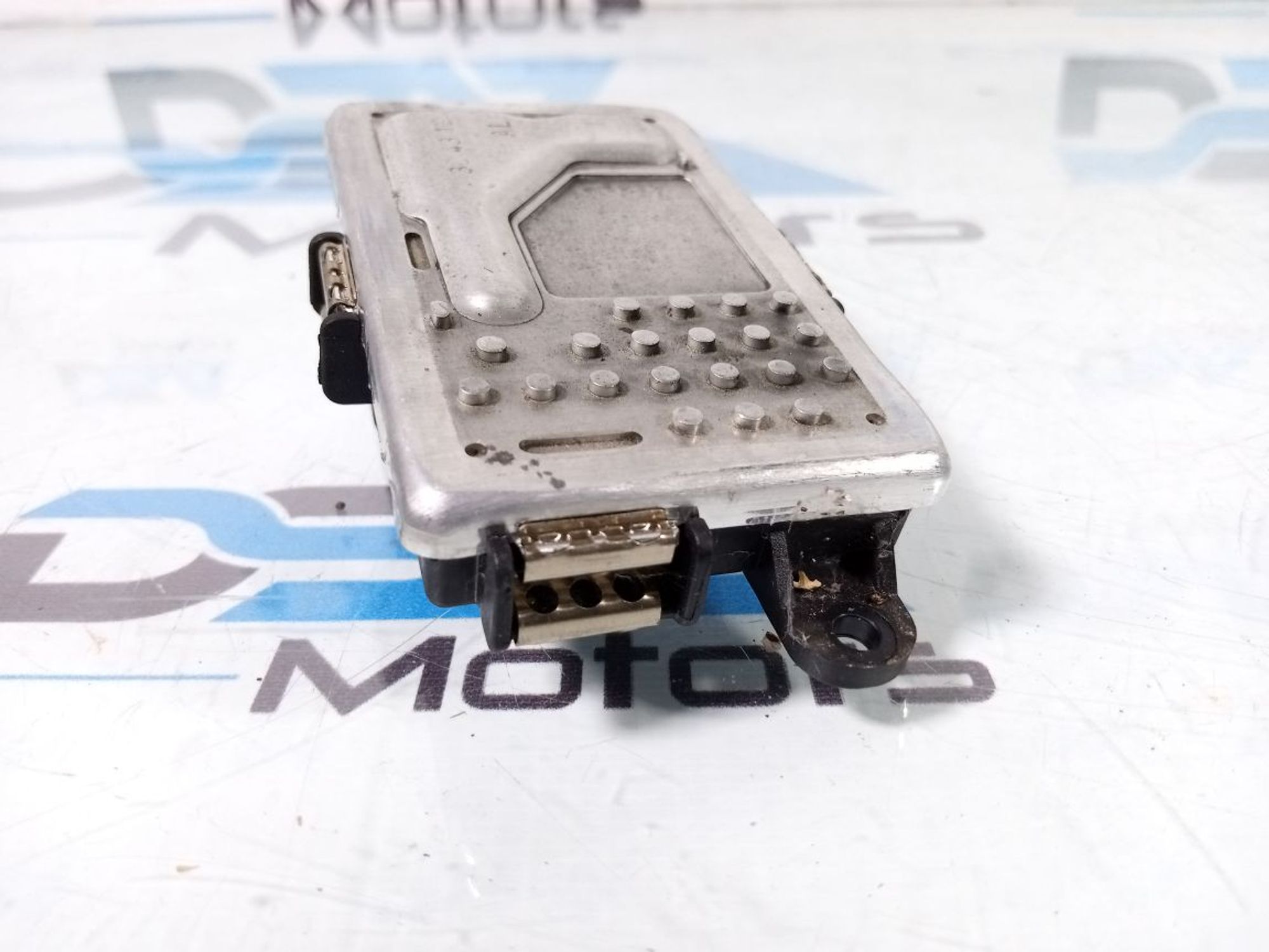 https://ycs.partsauto.market/partsauto-images/thmbs/userImages/b7628e092085f1f91467af1afb6e7630/part/0111056c-c57f-4749-aff4-b53a23c63c0a_1727261651786.jpg