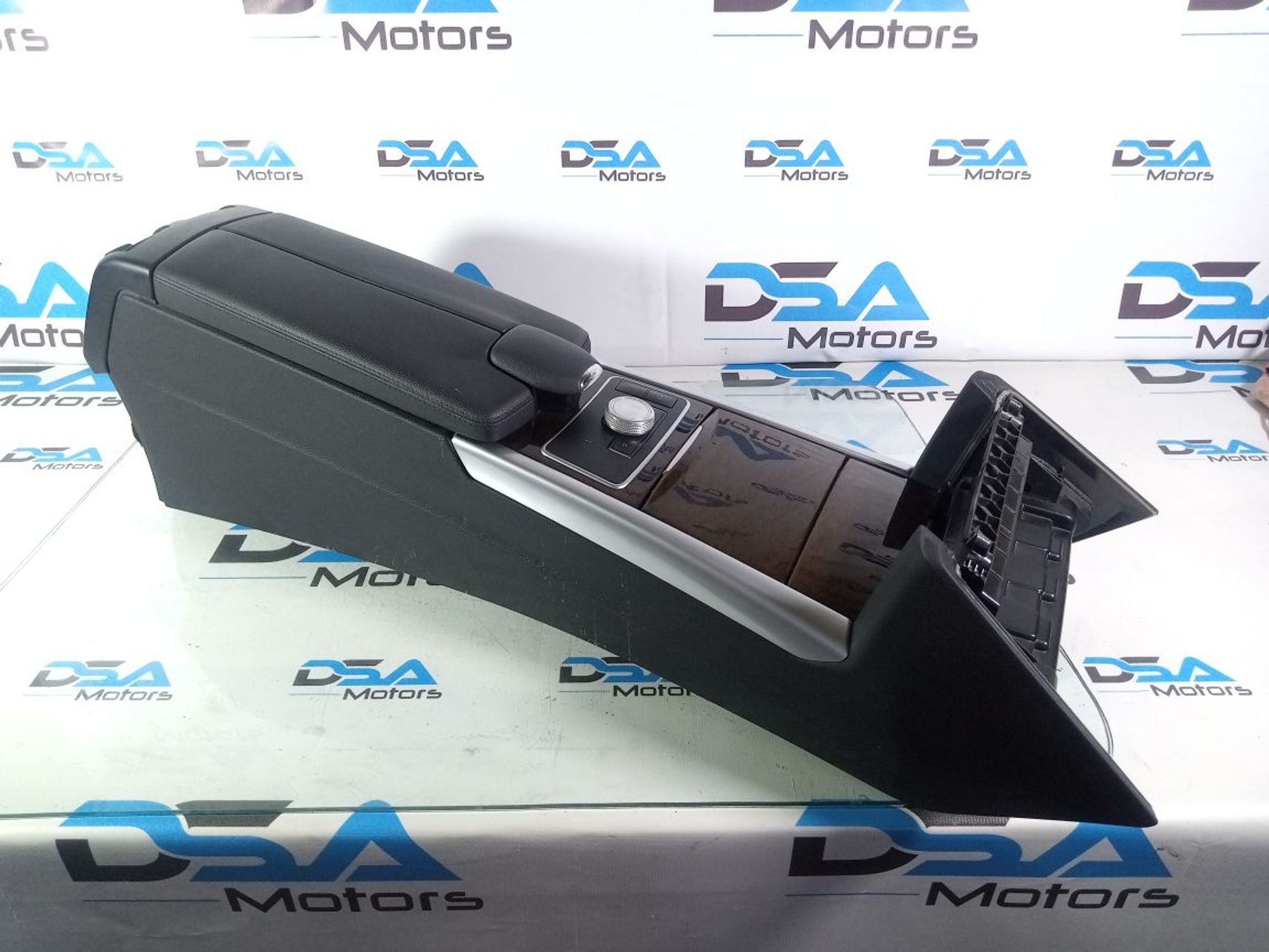 https://ycs.partsauto.market/partsauto-images/thmbs/userImages/b7628e092085f1f91467af1afb6e7630/part/0118861a-9a7a-4eff-9b41-2647b03bff2d_1740574193534.jpg