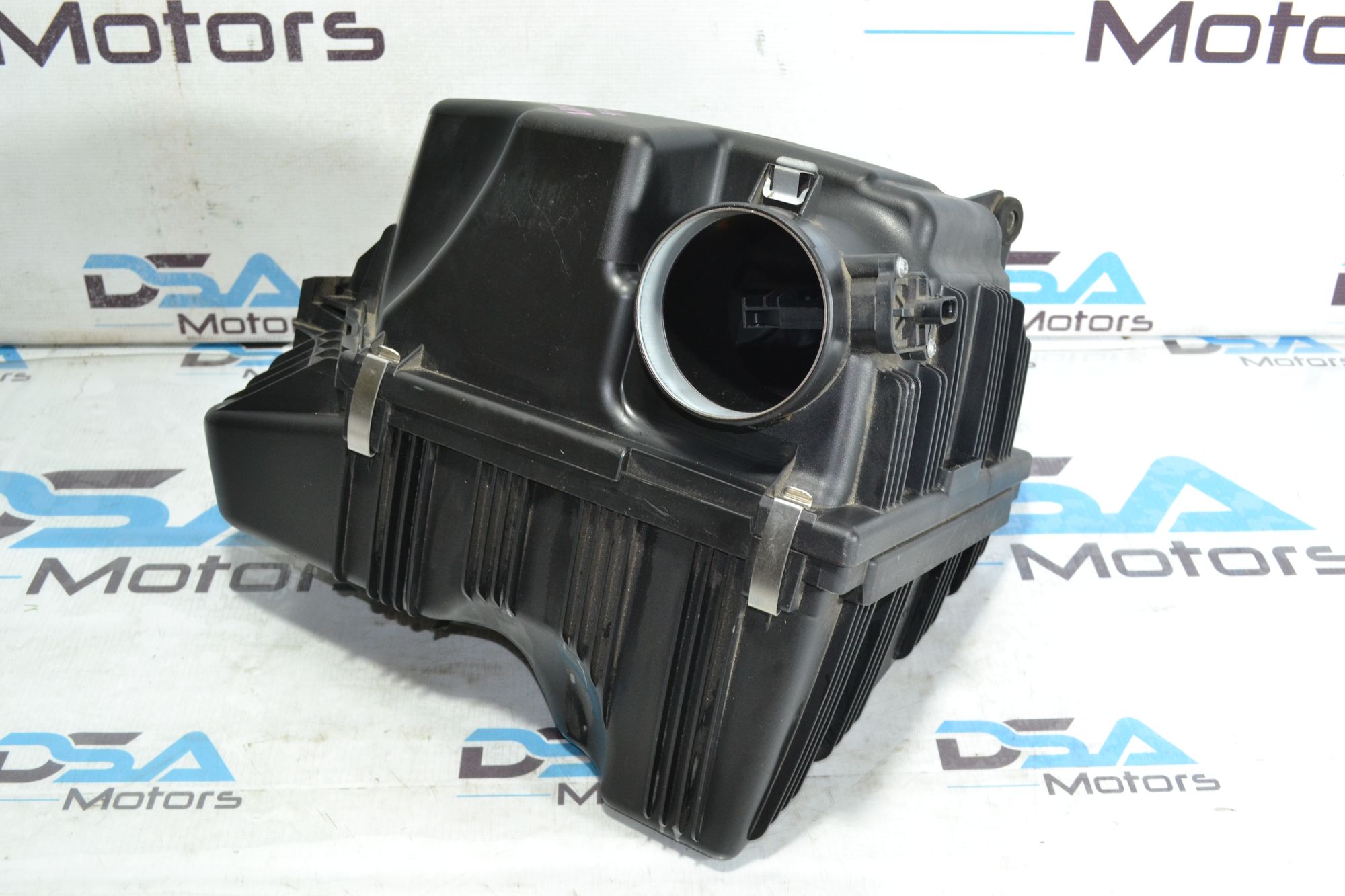 https://ycs.partsauto.market/partsauto-images/thmbs/userImages/b7628e092085f1f91467af1afb6e7630/part/017cb6e4-4828-404a-8694-7d61ab1096bf_1780410344033.jpg
