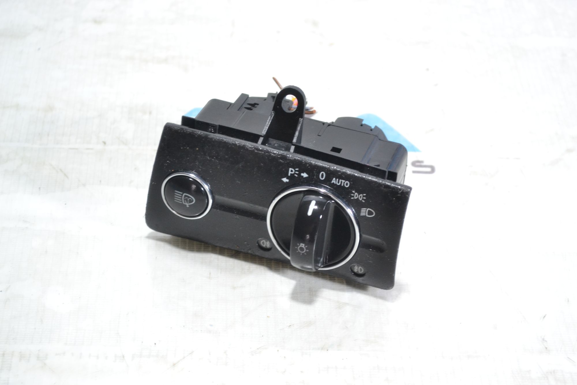 https://ycs.partsauto.market/partsauto-images/thmbs/userImages/b7628e092085f1f91467af1afb6e7630/part/01dcb1ee-3ce0-467d-922f-f0a4eb01f139_1780992422634.jpg