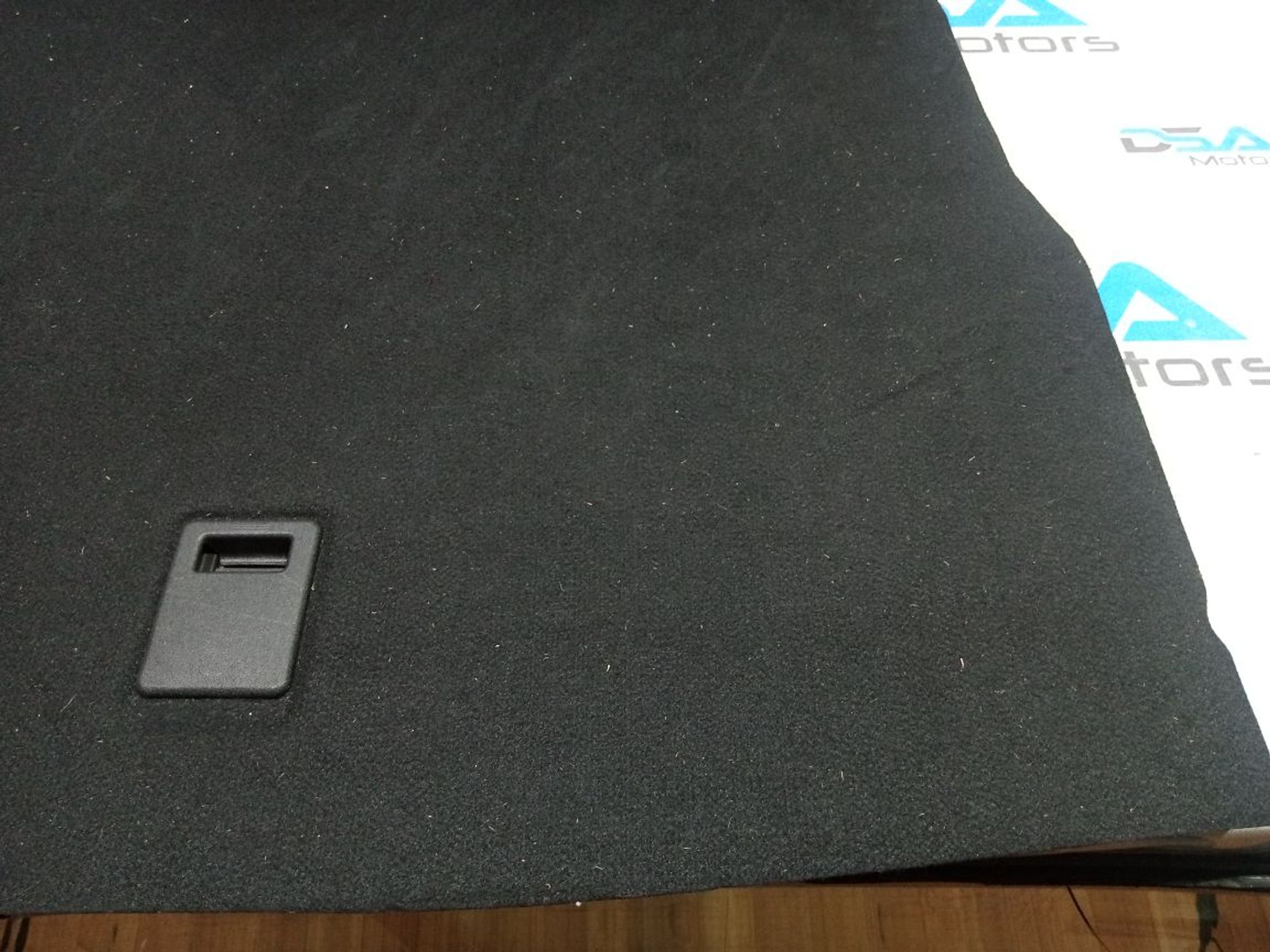 https://ycs.partsauto.market/partsauto-images/thmbs/userImages/b7628e092085f1f91467af1afb6e7630/part/01dd5b6f-1c51-4b10-8759-dbcf7505a15c_1748410481011.jpg